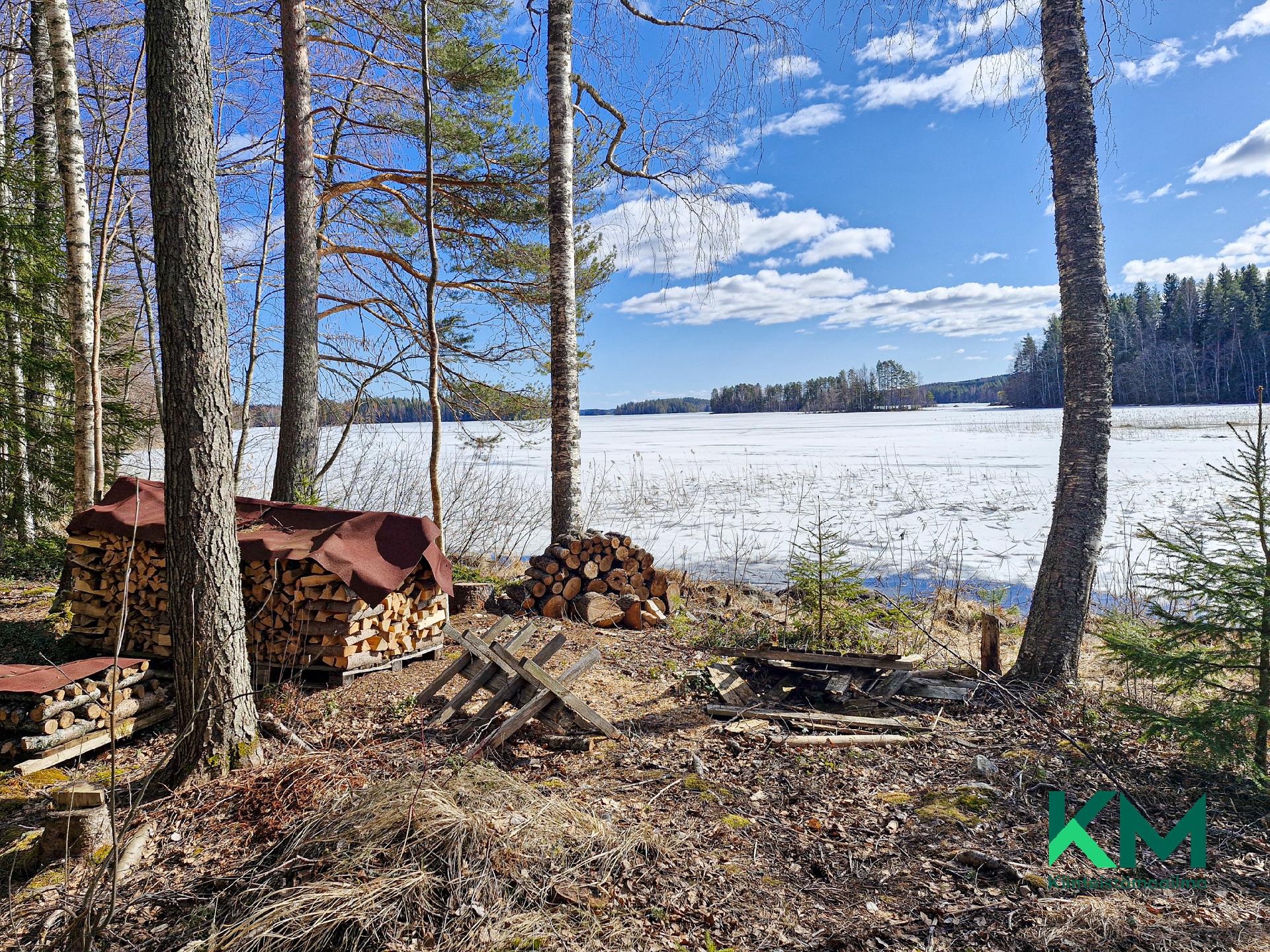 Puusepänpolku 7, Enonkoski