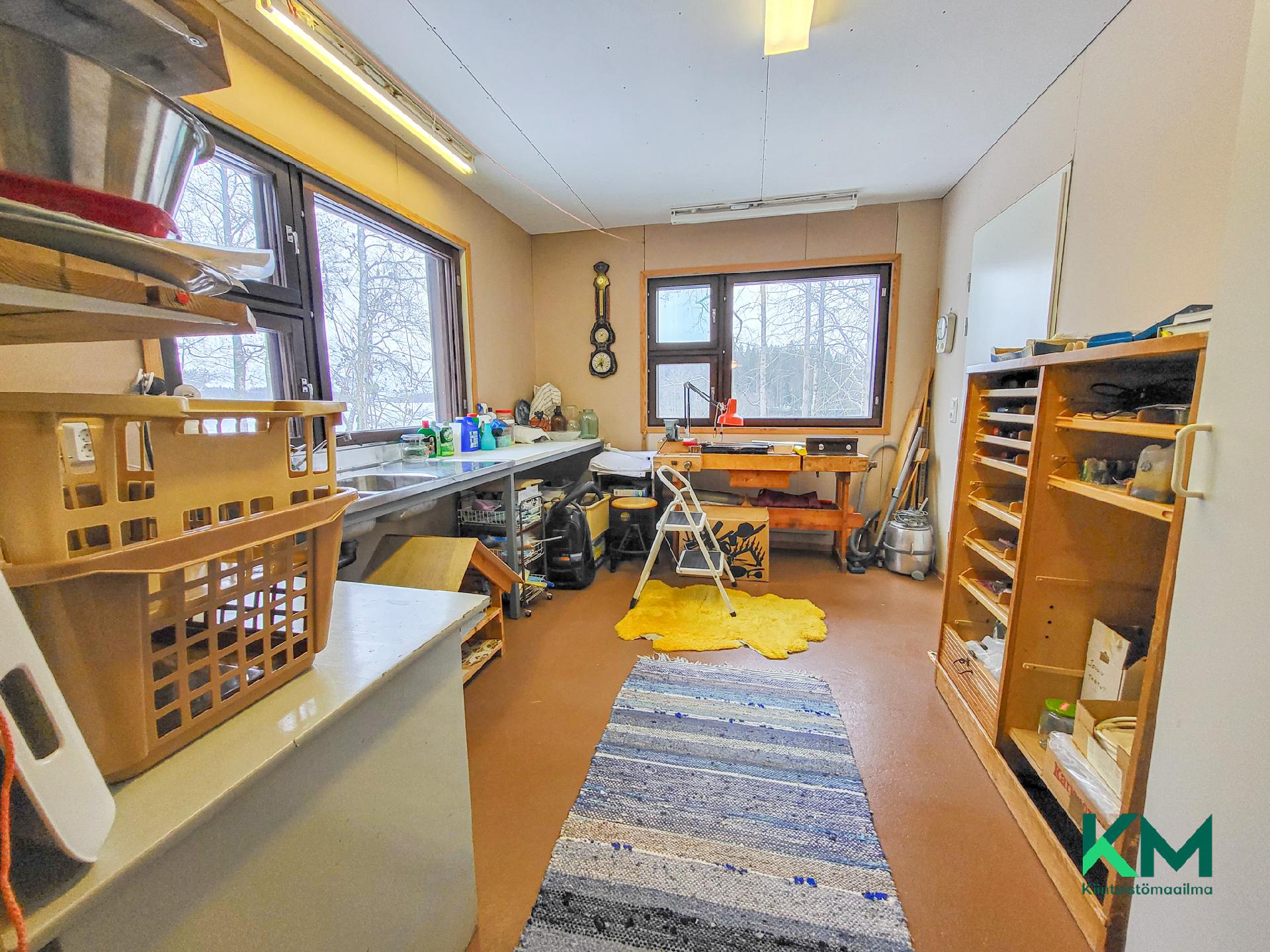 Puusepänpolku 7, Enonkoski