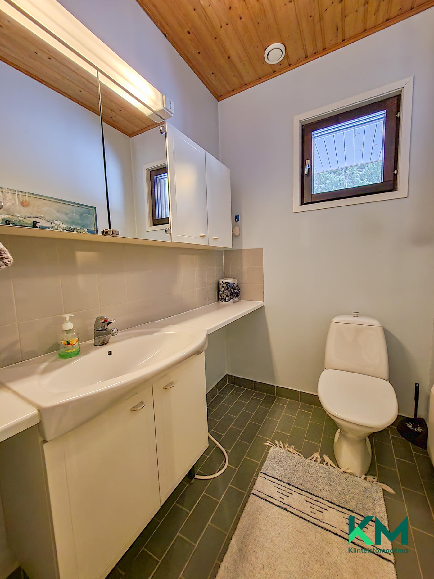 Puusepänpolku 7, Enonkoski