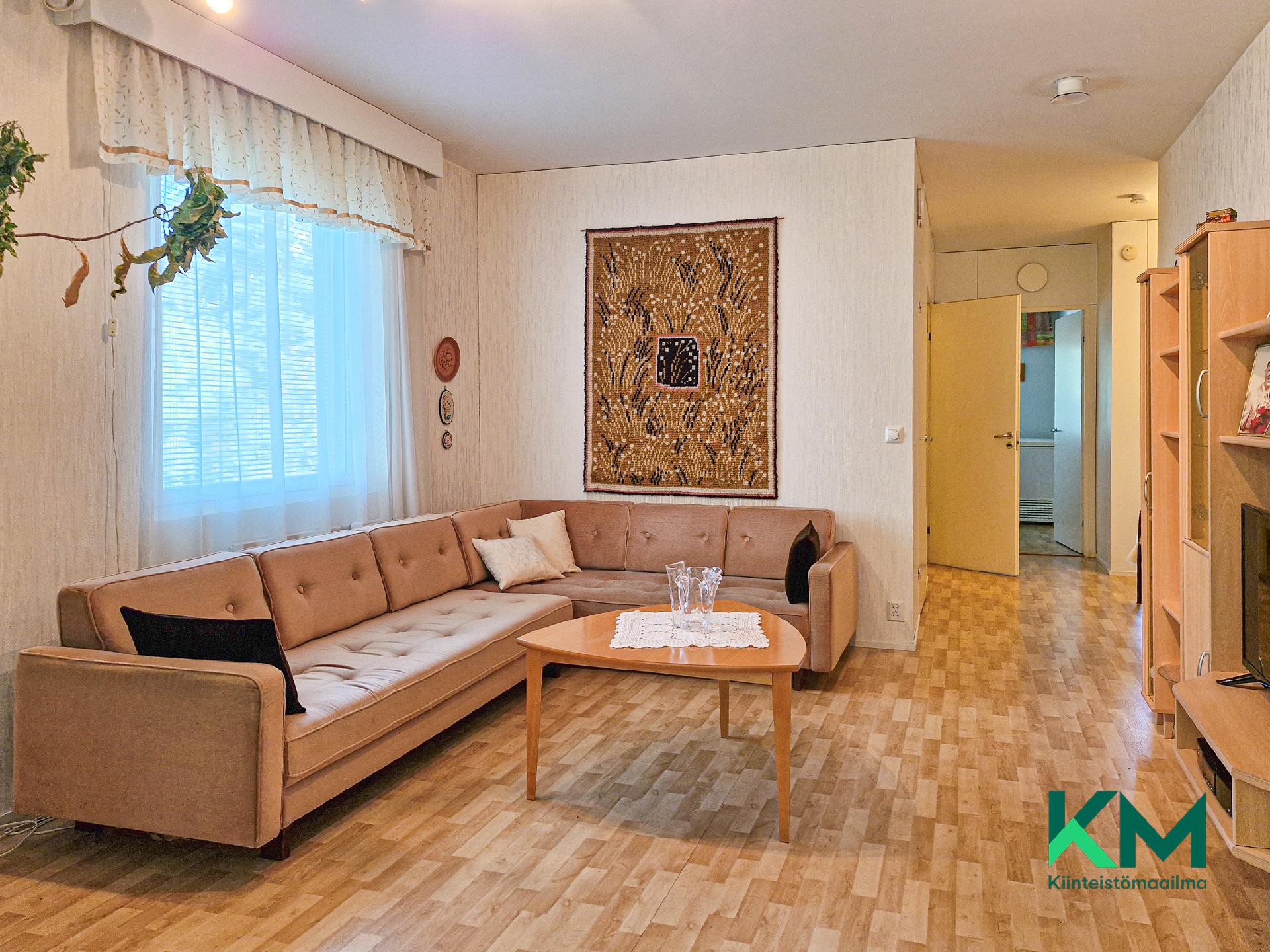 Jääkiekkoradankuja 4, Talvisalo, Savonlinna