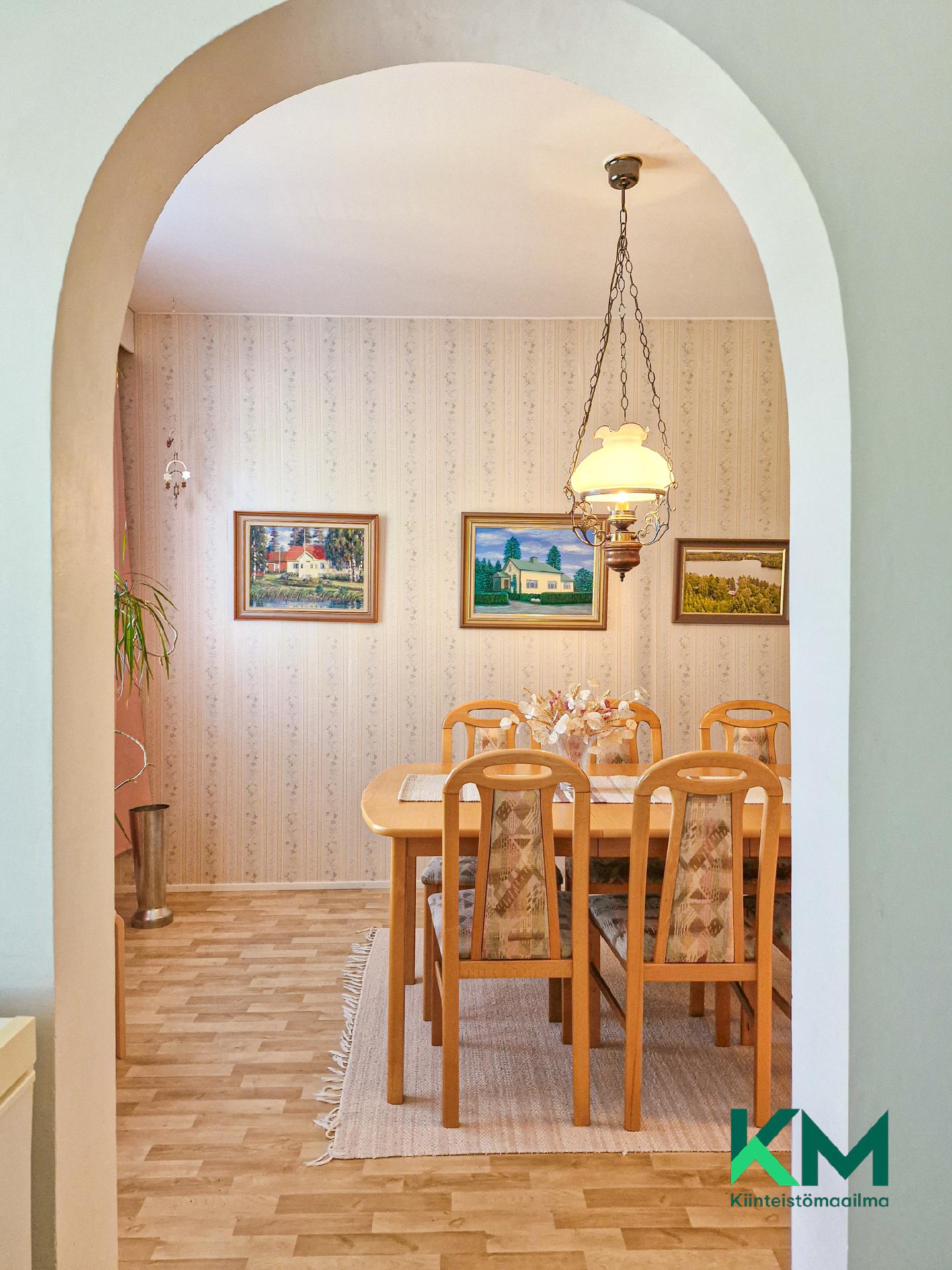 Jääkiekkoradankuja 4, Talvisalo, Savonlinna