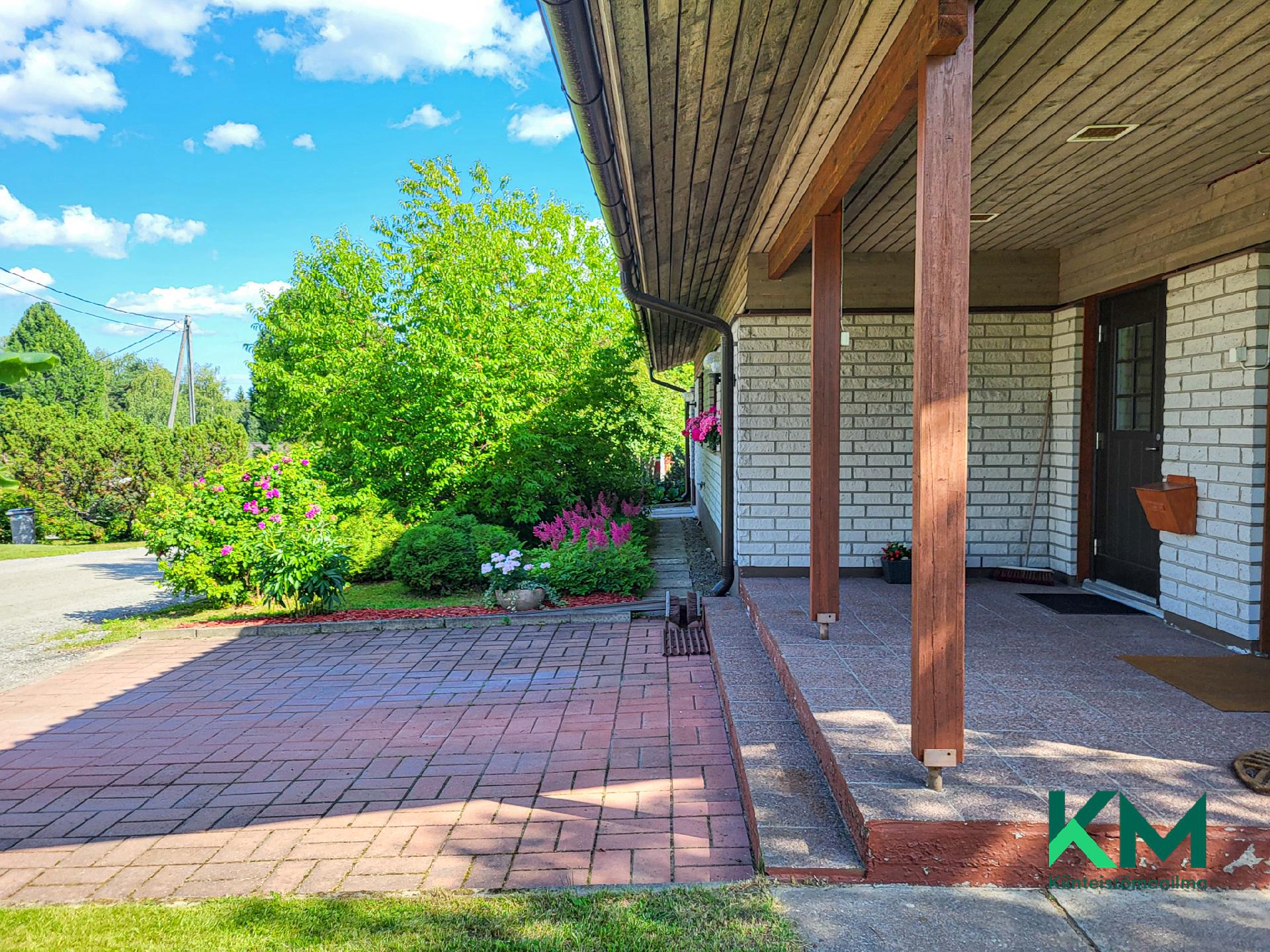 Rentukantie 28, Kellarpelto, Savonlinna