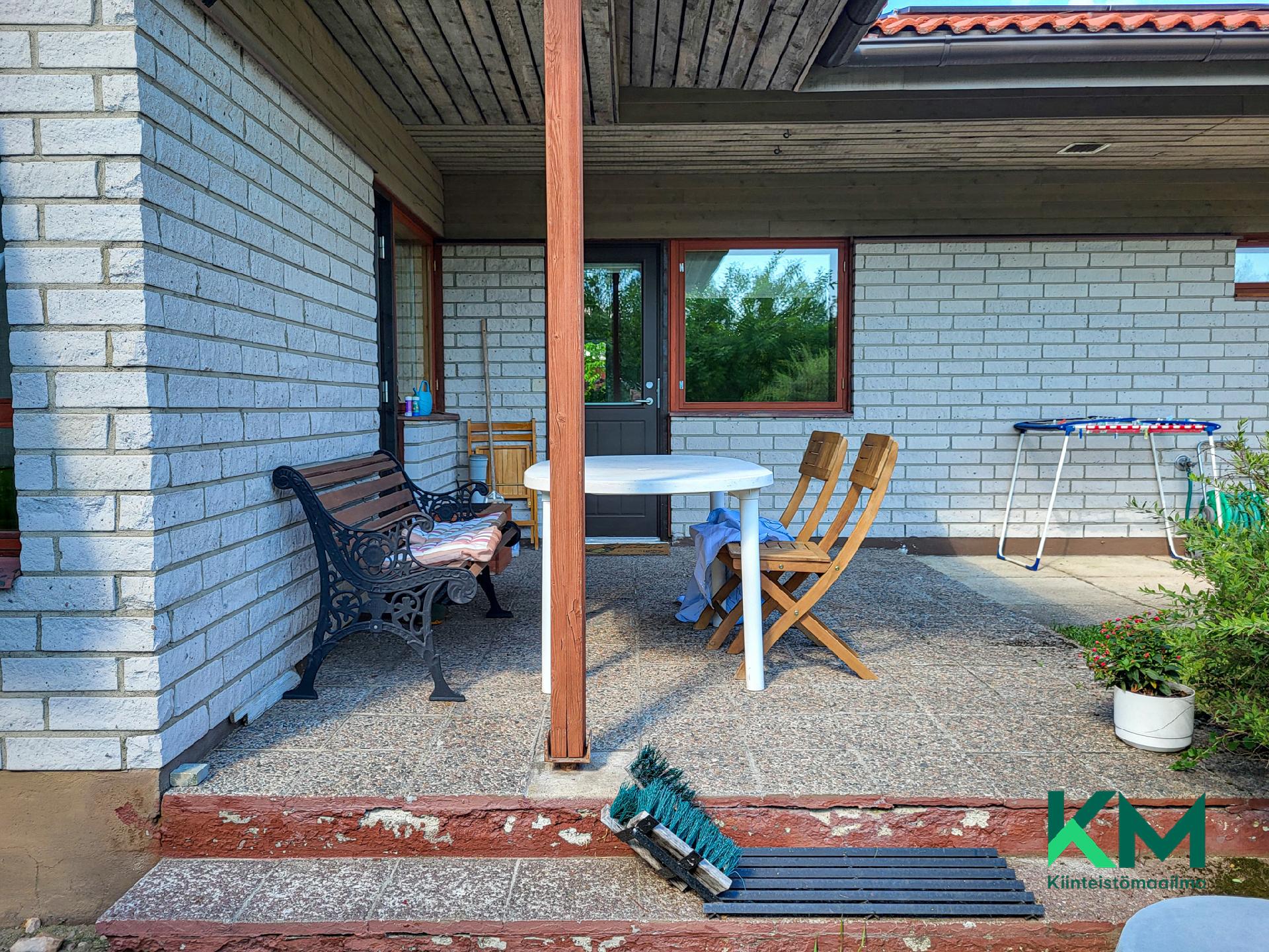 Rentukantie 28, Kellarpelto, Savonlinna