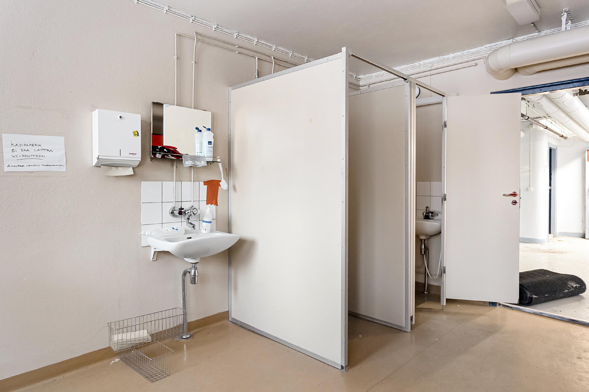 Kouluaukio 1, Koria, Kouvola