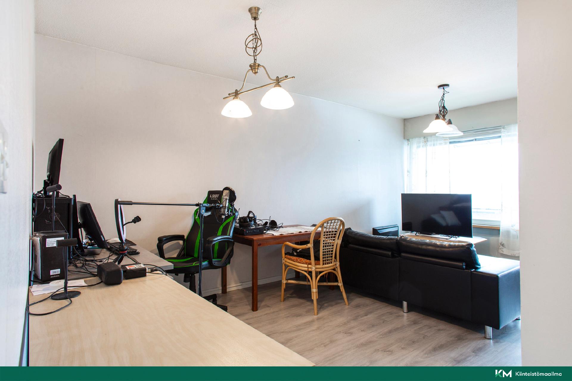 Otto Mannisen tie 12, Kangasniemi