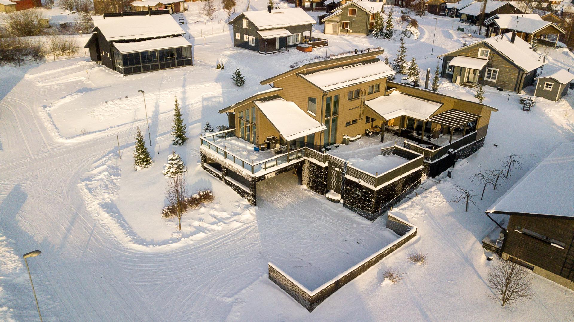 Sinisorsantie 1, Himos, Jämsä