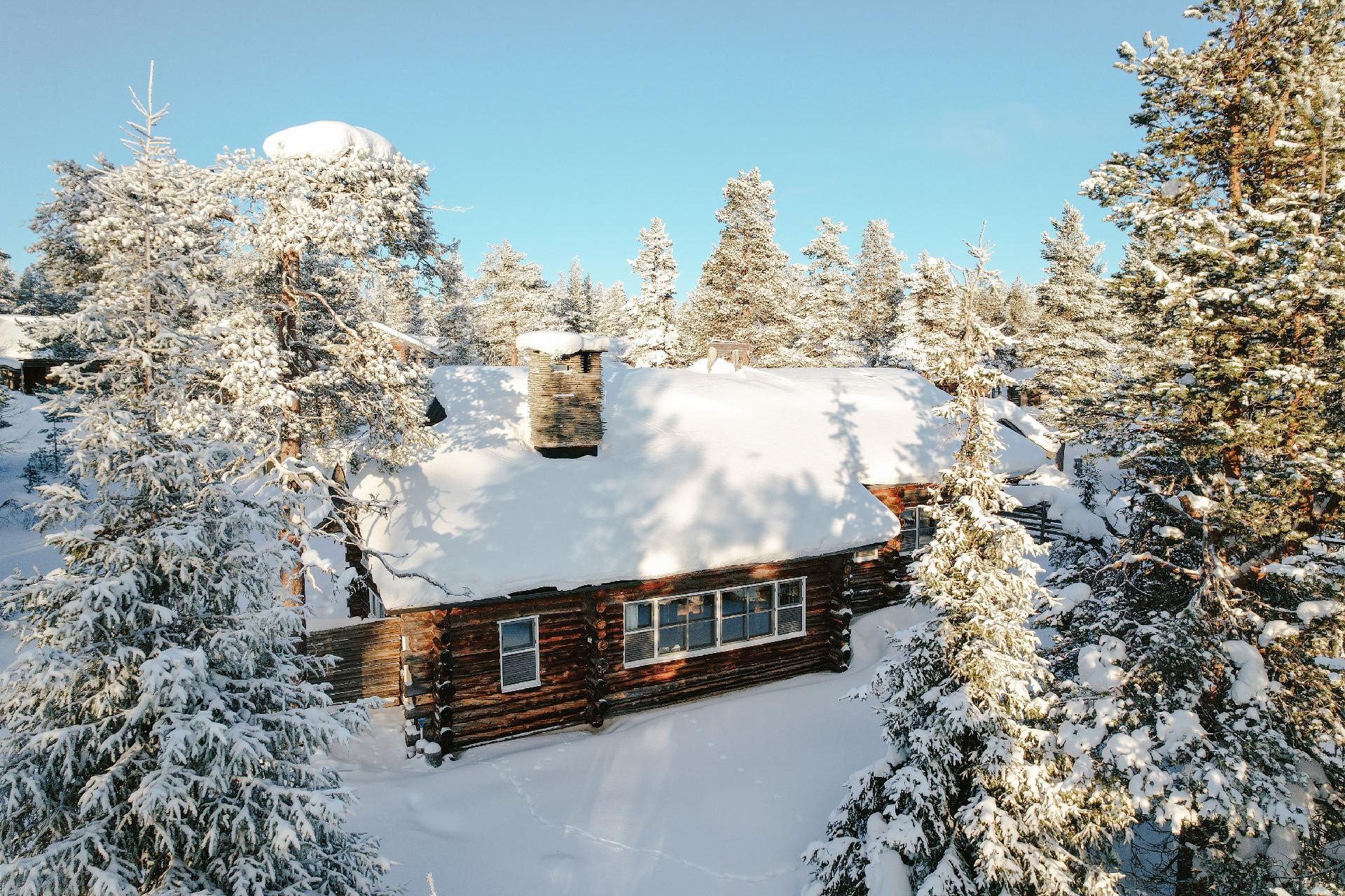 Takapihan julkisivu