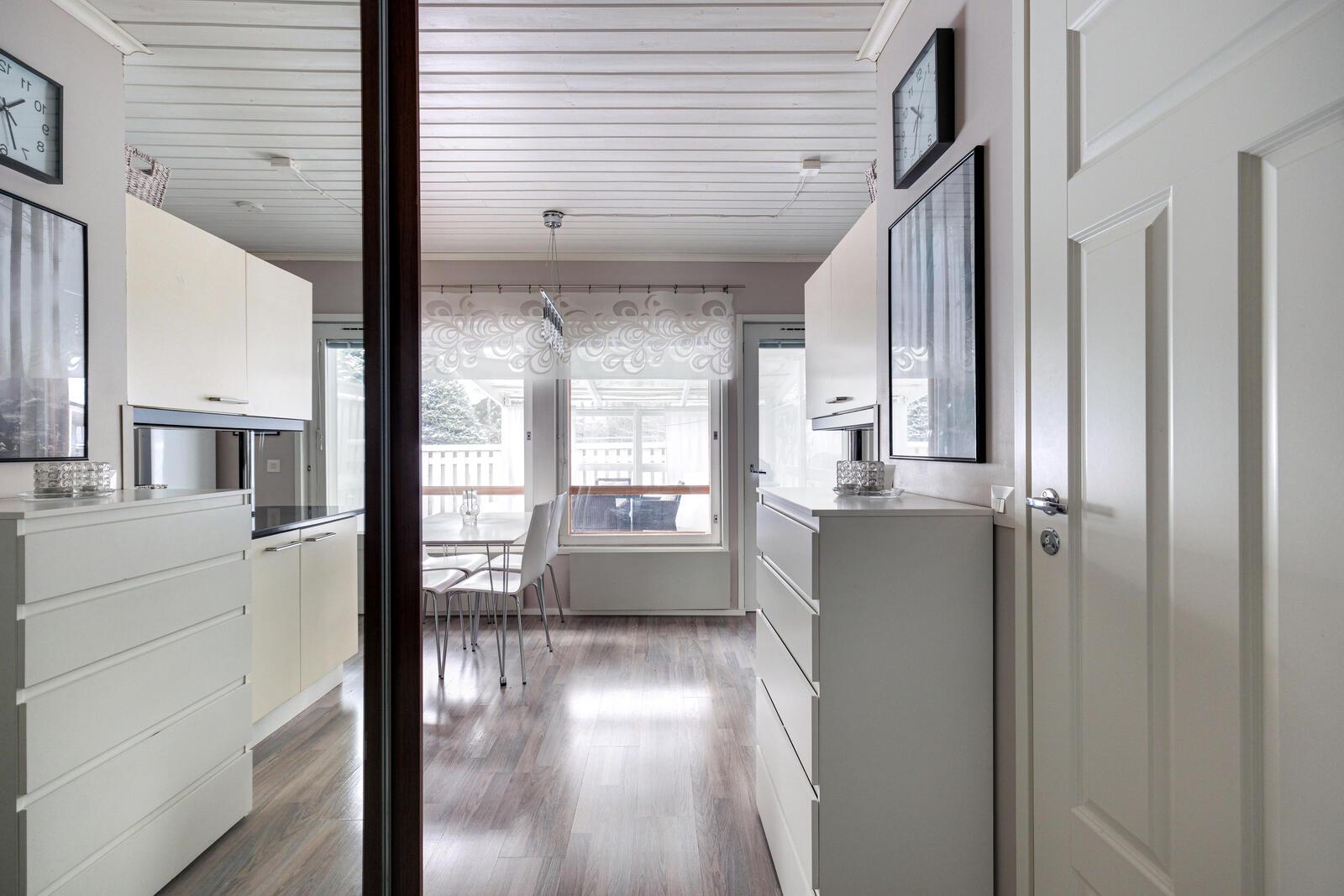 Vuoritie 22, Loutti, Järvenpää