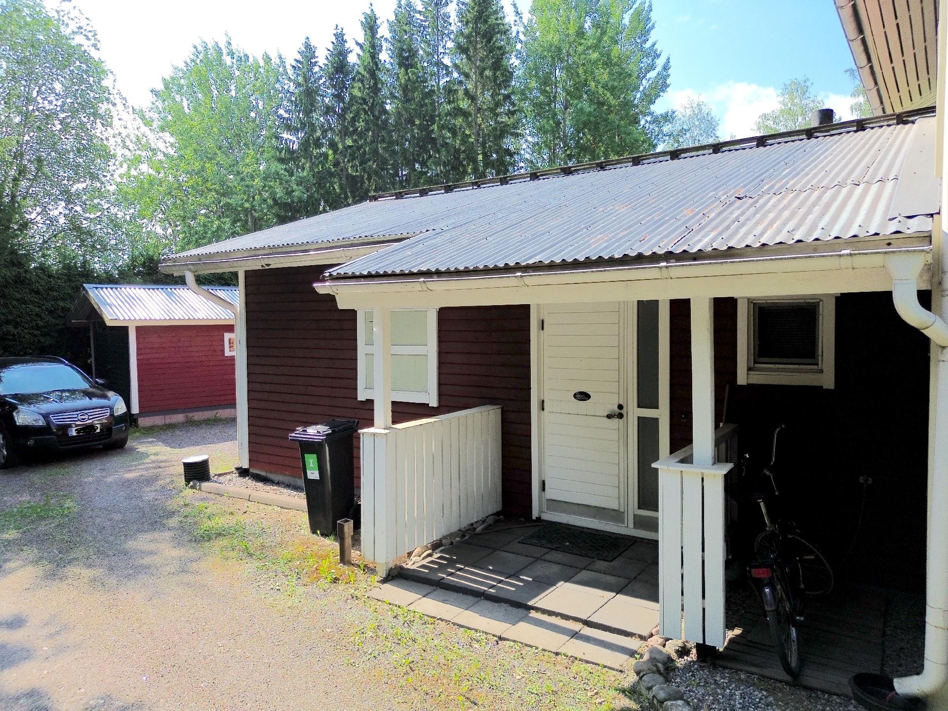 Vuoritie 22, Loutti, Järvenpää