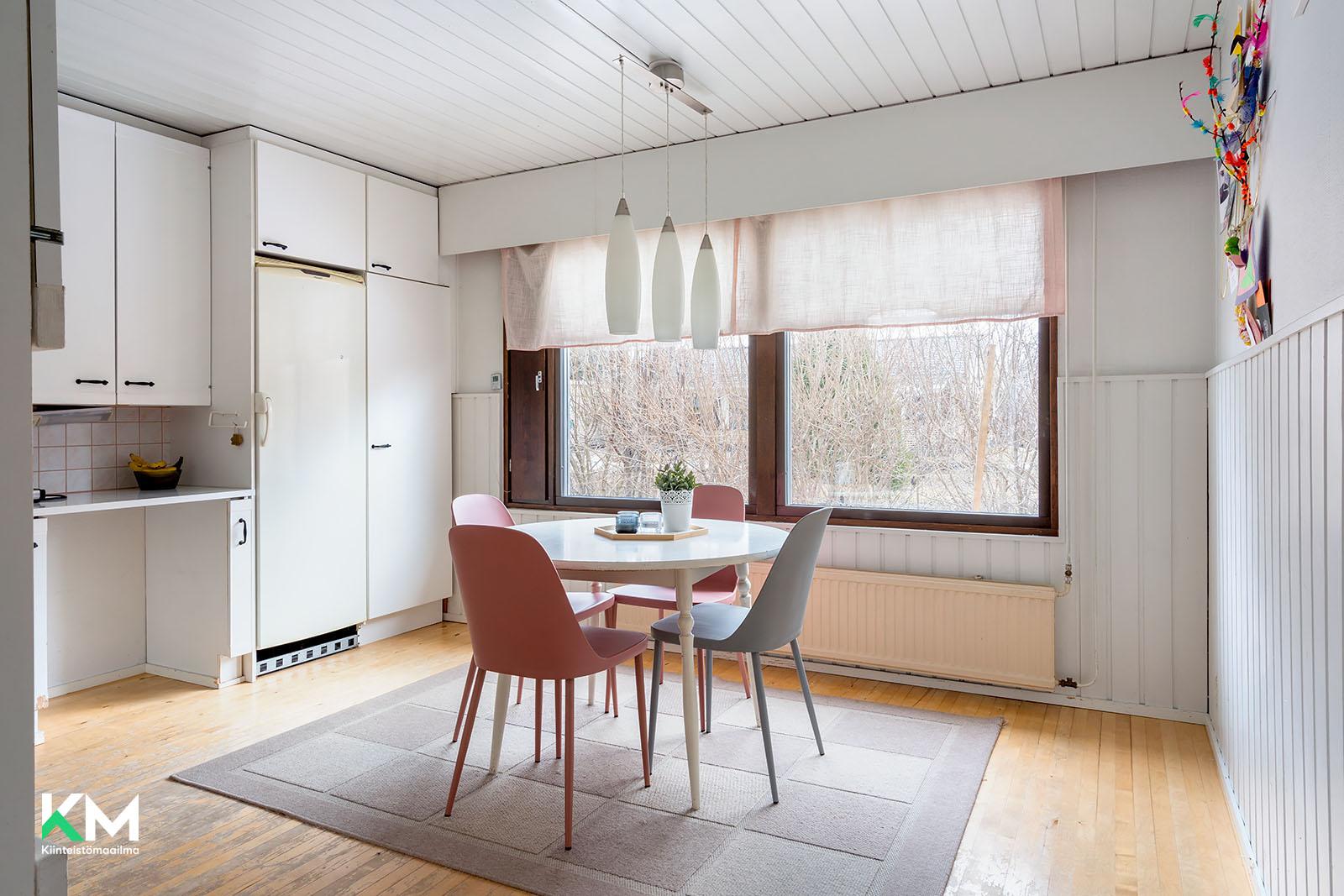 Nykyrintie 7, Muhos, Muhos