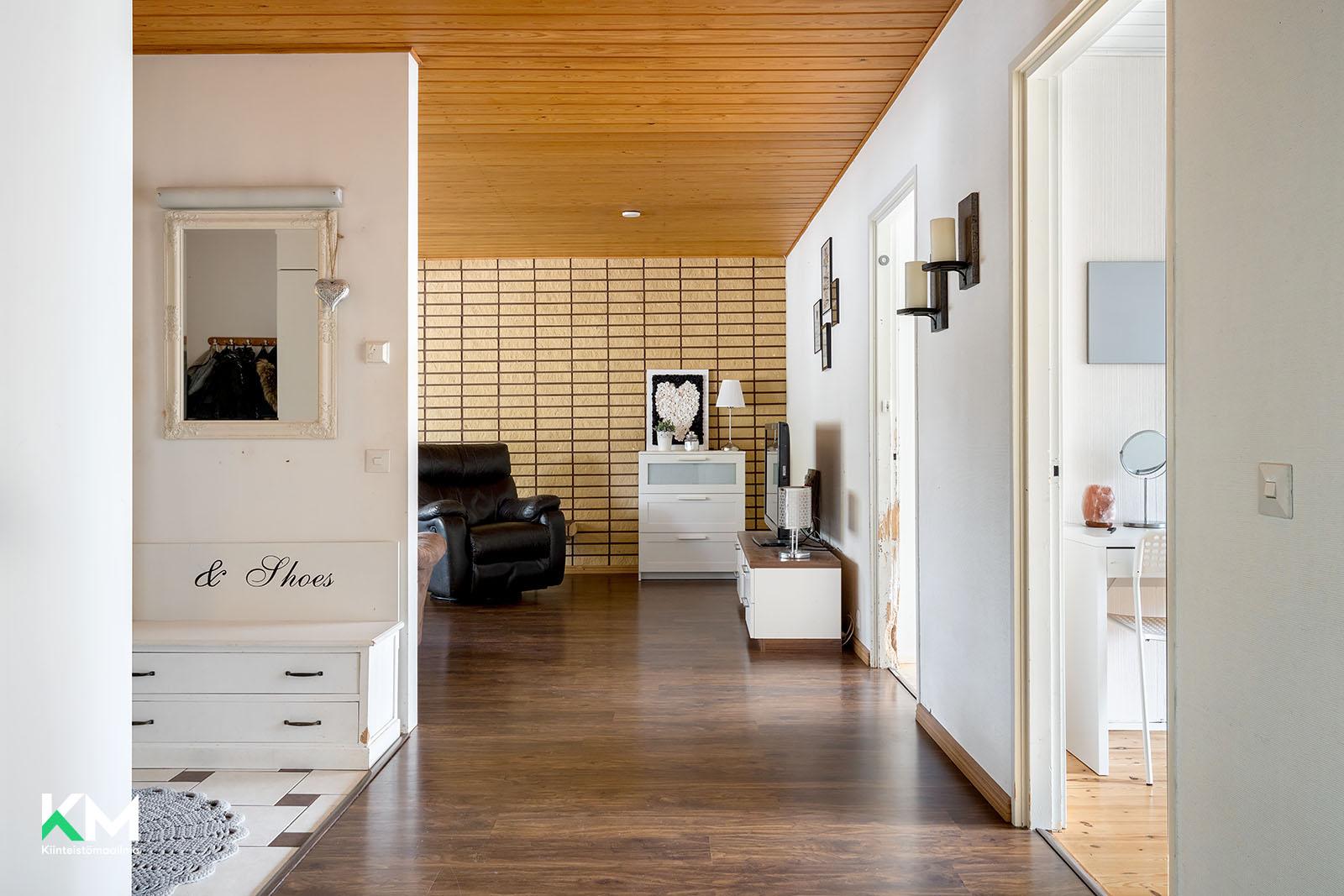 Nykyrintie 7, Muhos, Muhos