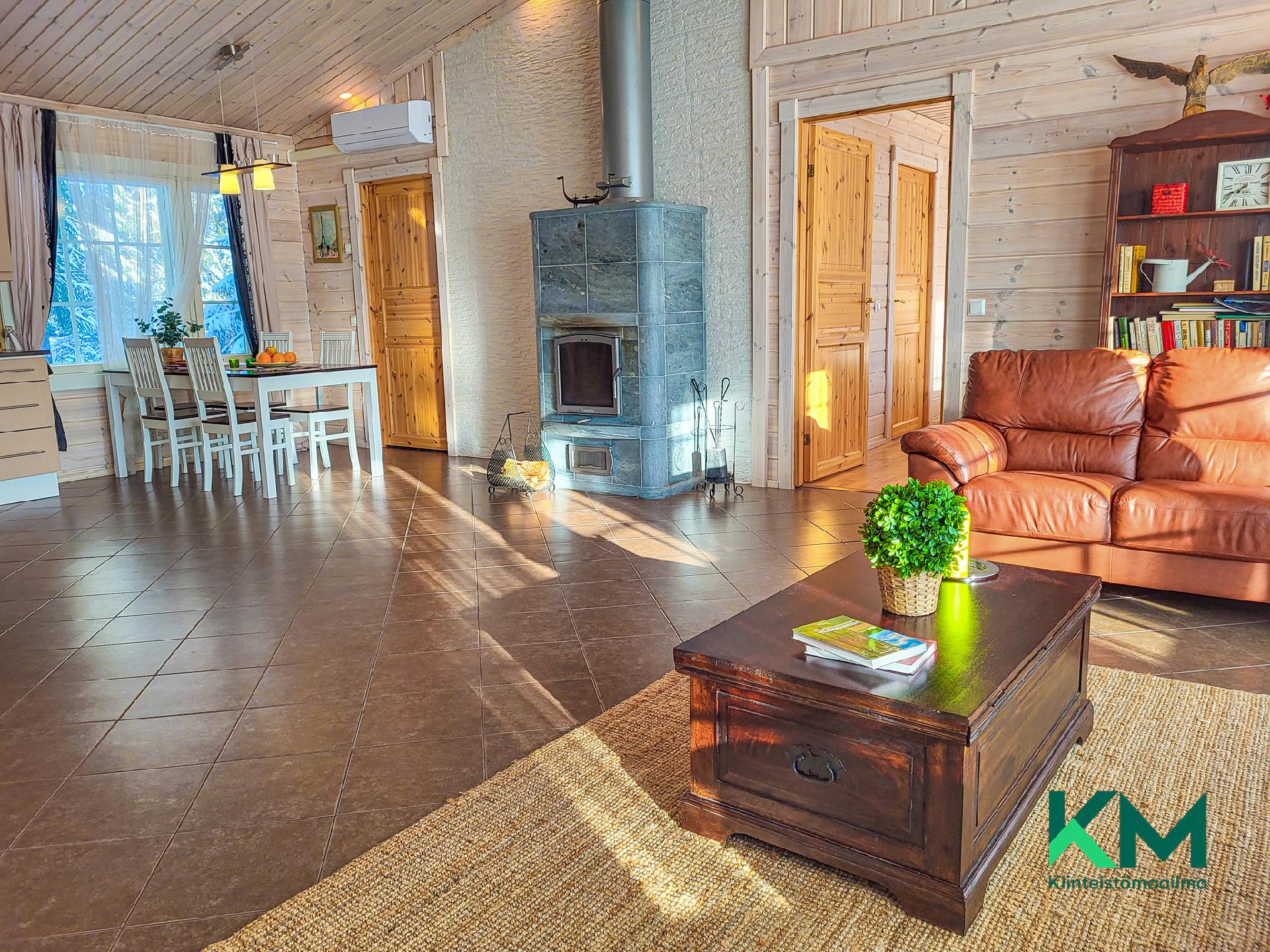 Olavinlammentie 6, Enonkoski