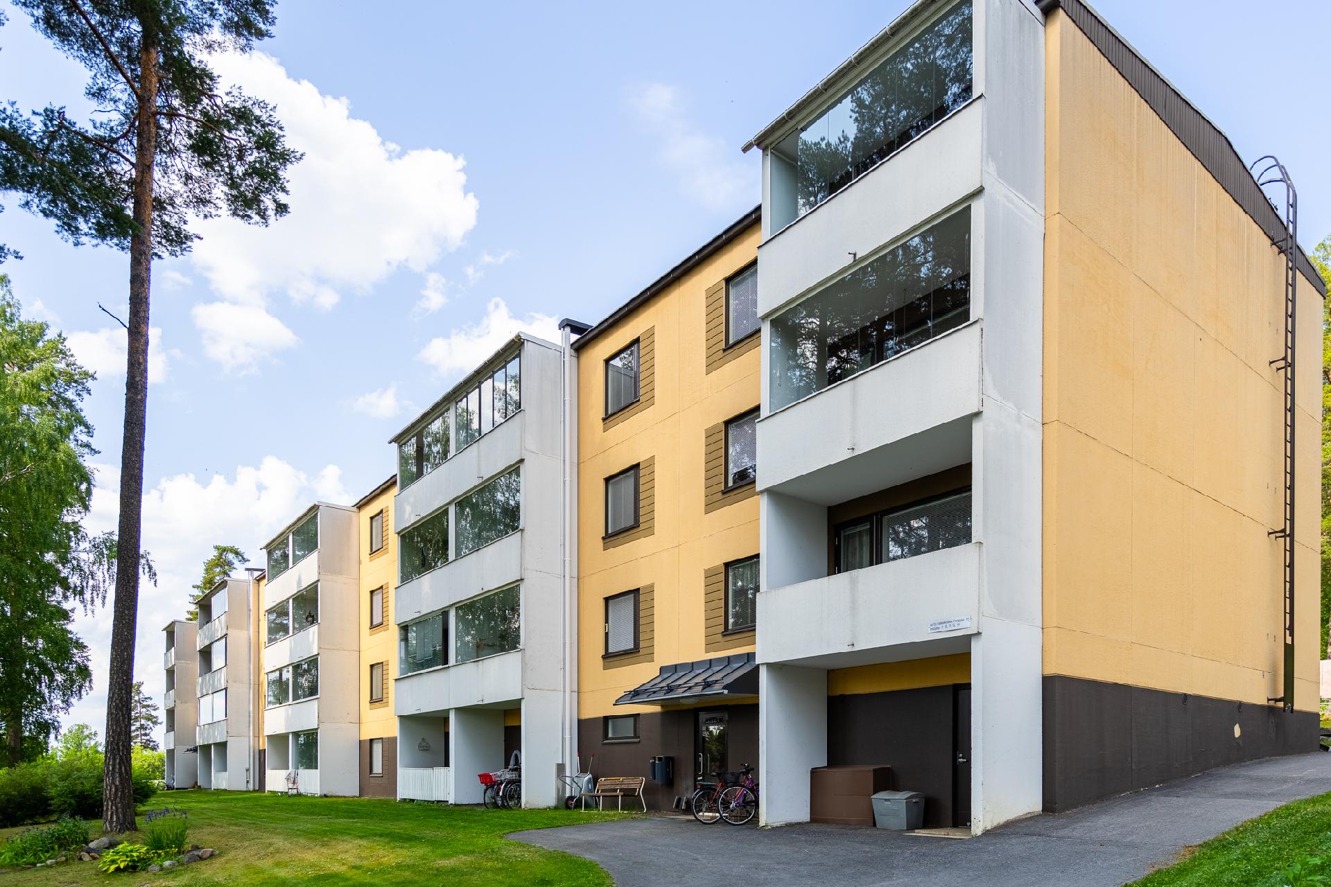 Petäjätie 11, Mäntylä, Valkeakoski