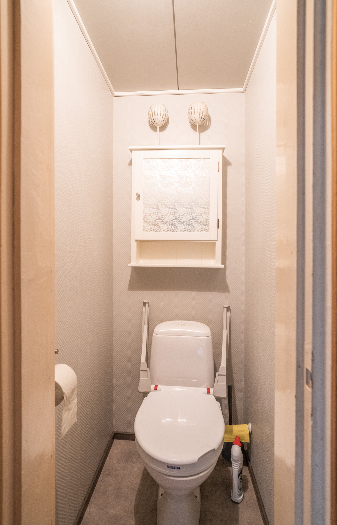 Asunto 2 wc