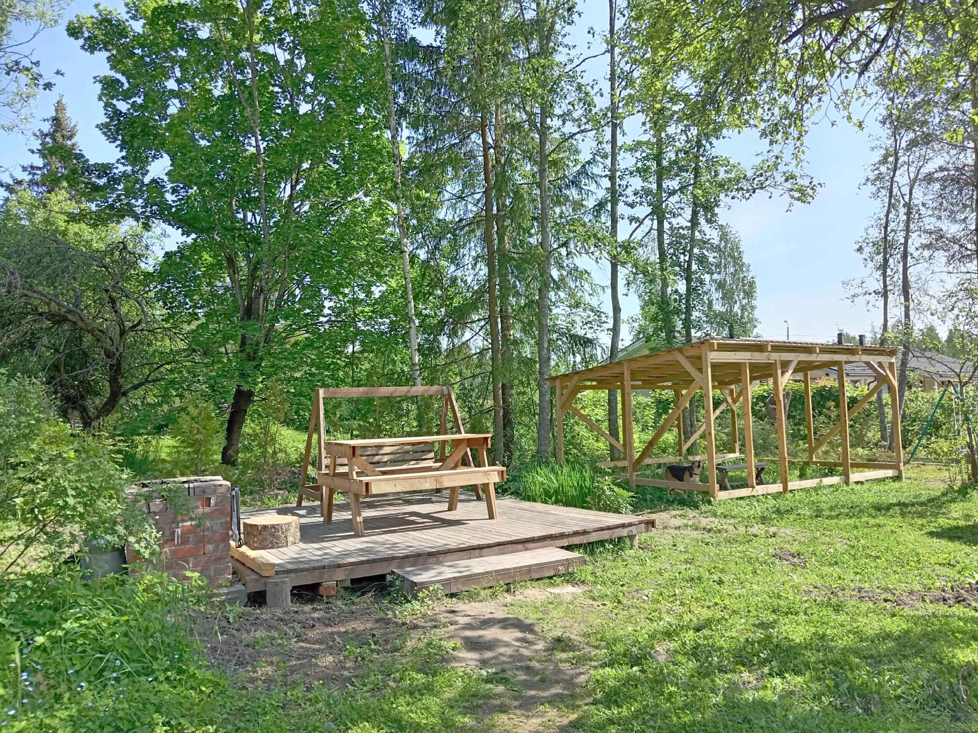 Terassi valmistui viime kesänä