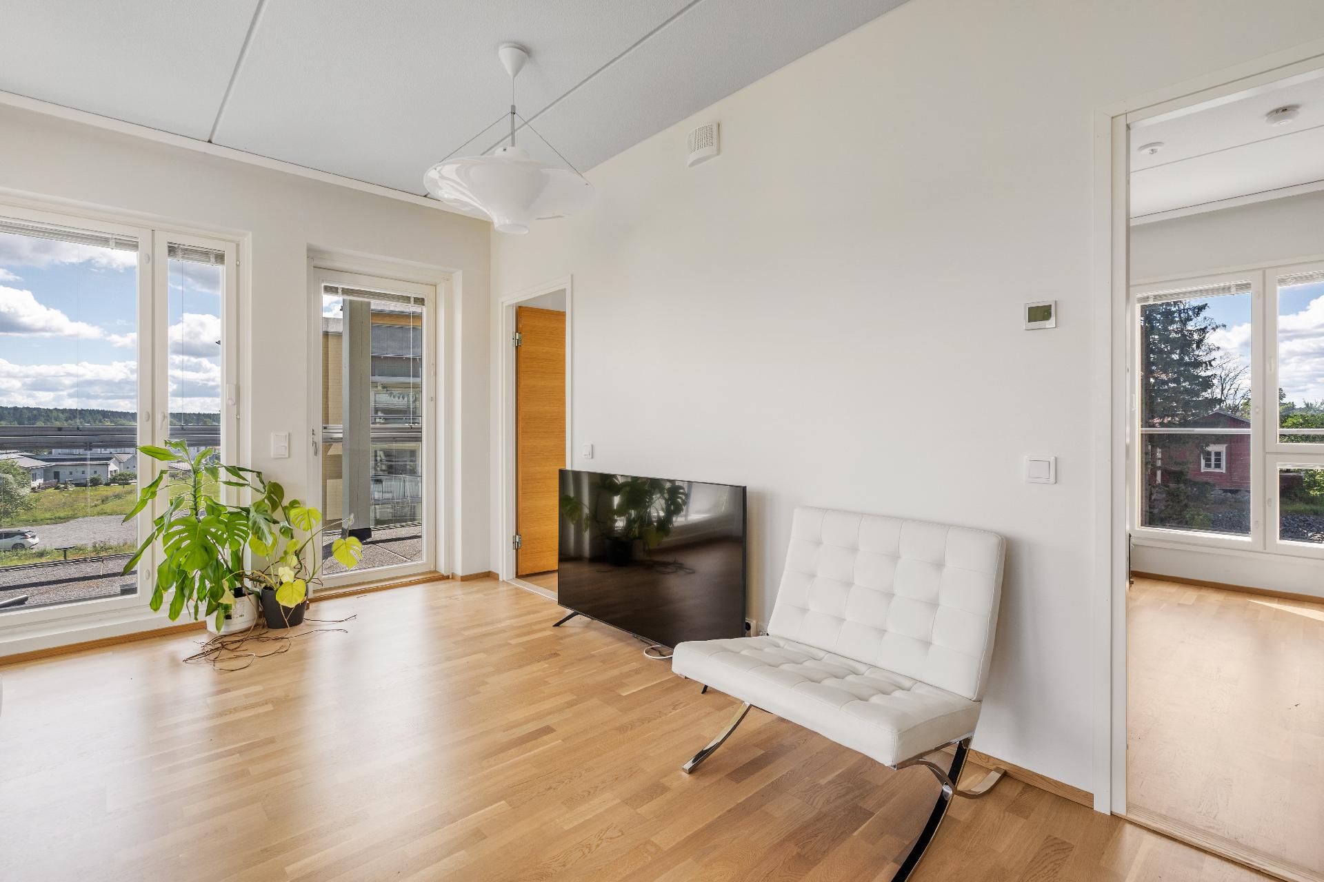 Hopearaitti 4, Maakala, Lempäälä