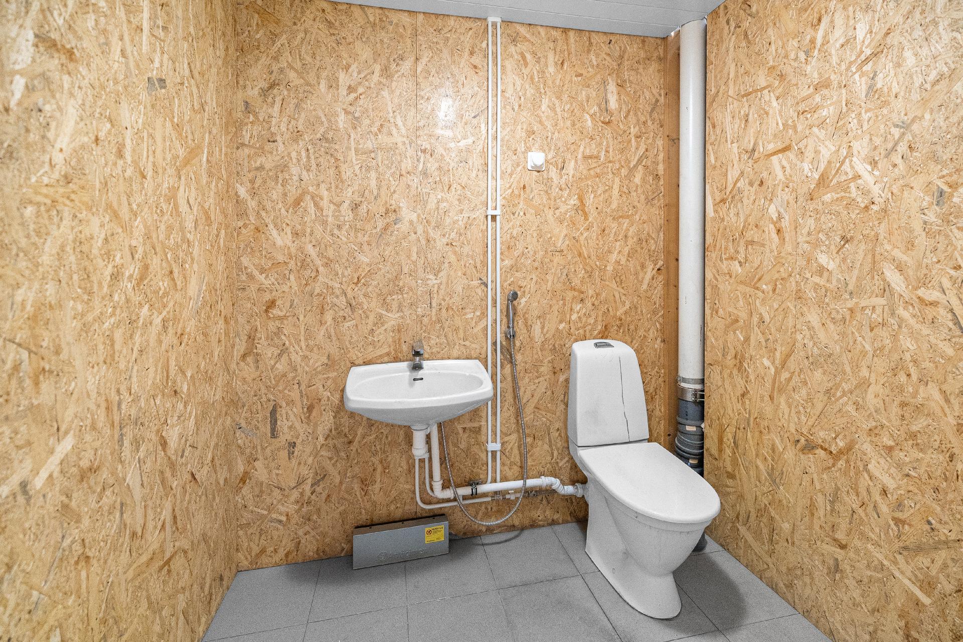 Louhostie 1, Sula, Tuusula