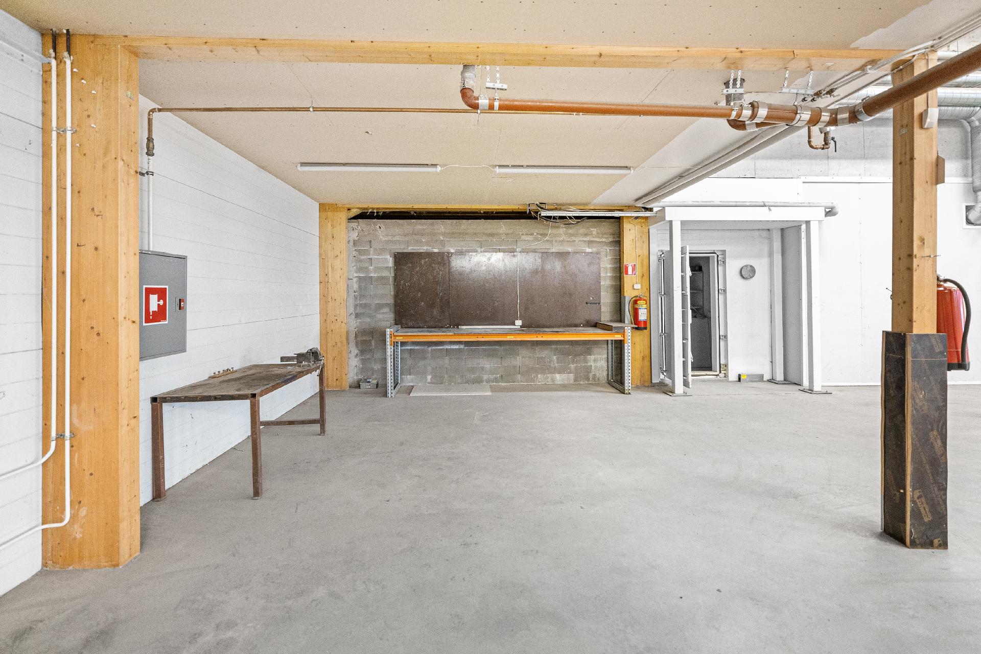 Louhostie 1, Sula, Tuusula