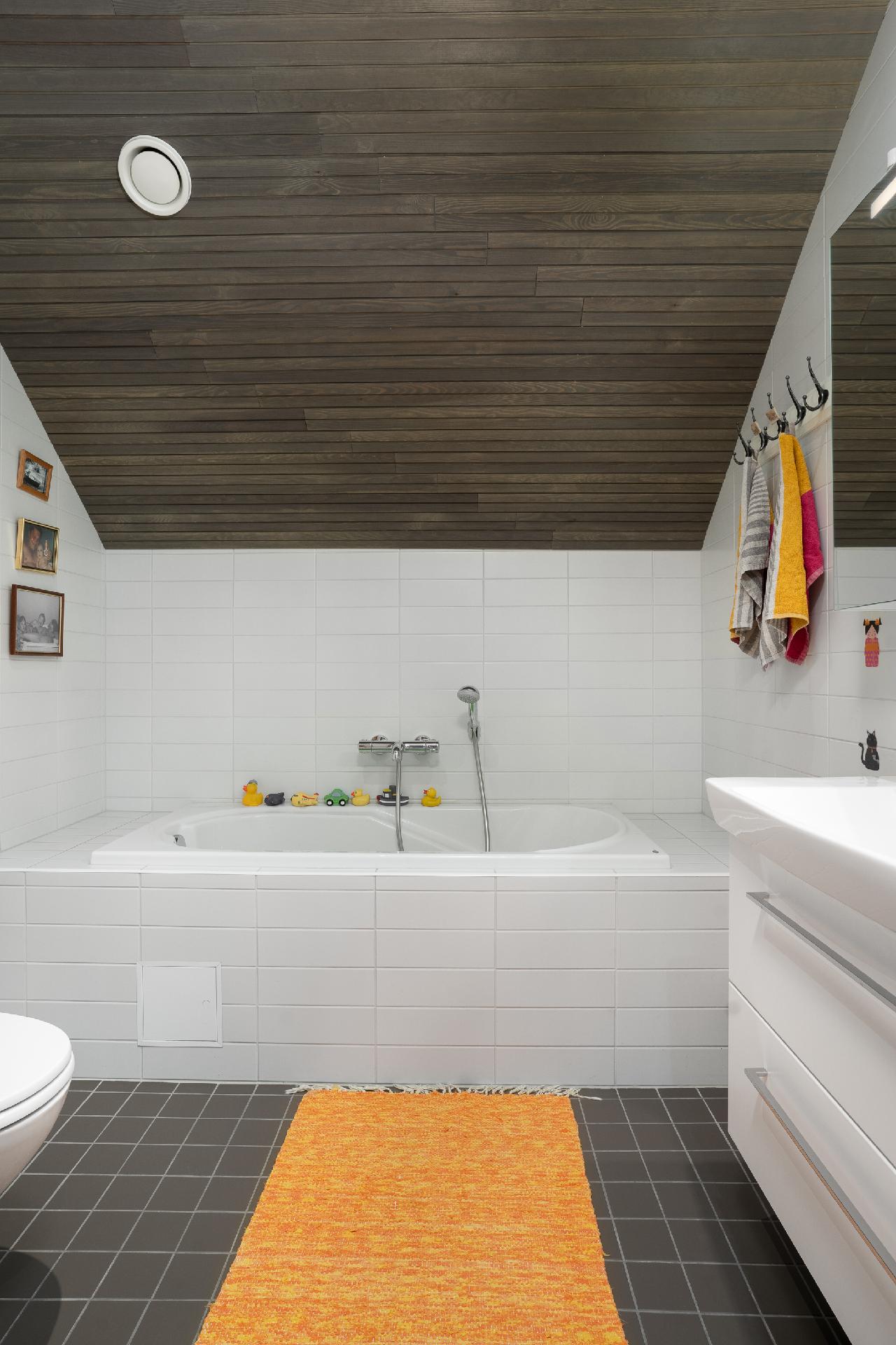 Koivumäentie 1, Ernestas, Porvoo