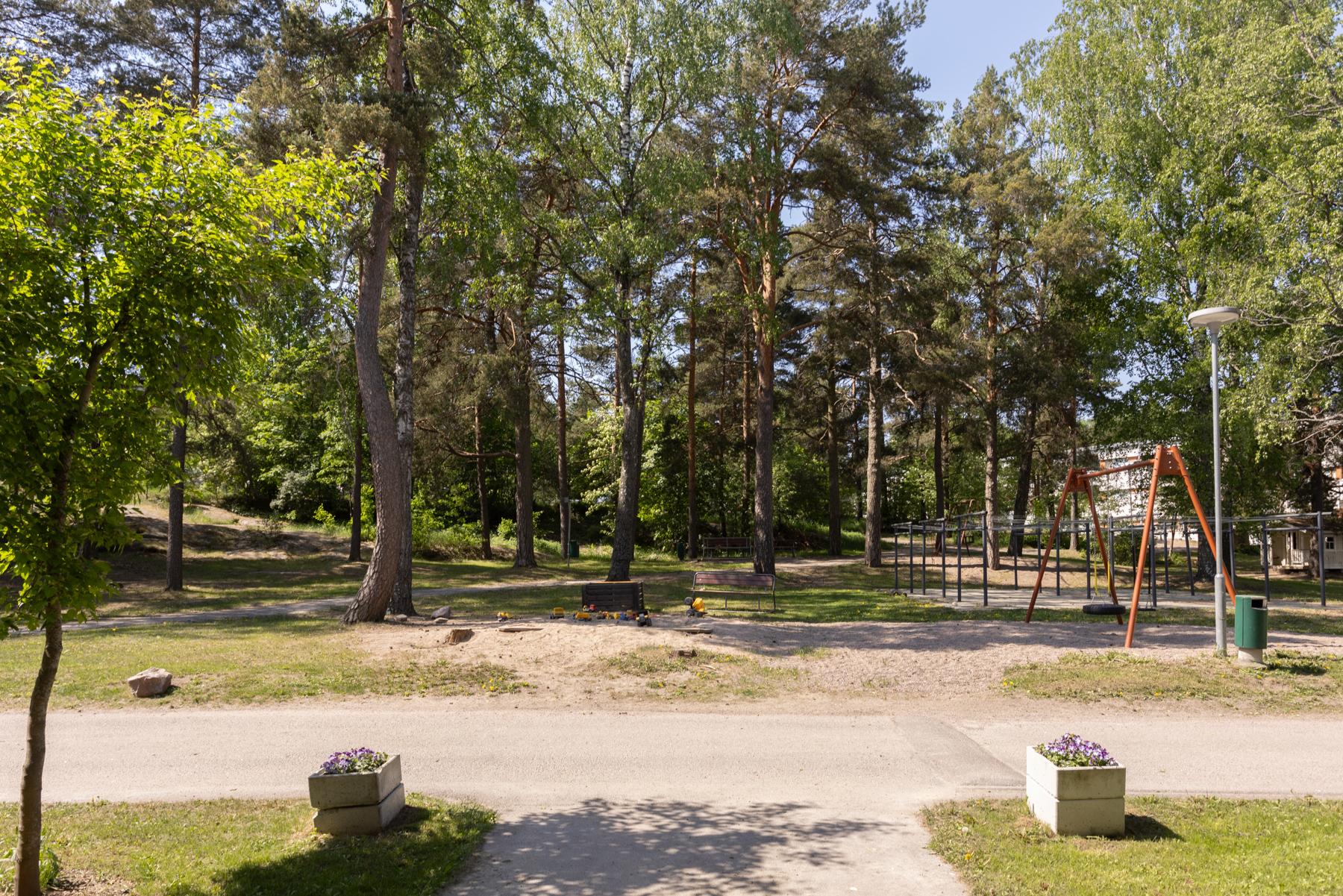 Liusketie 16, Pihlajamäki, Helsinki