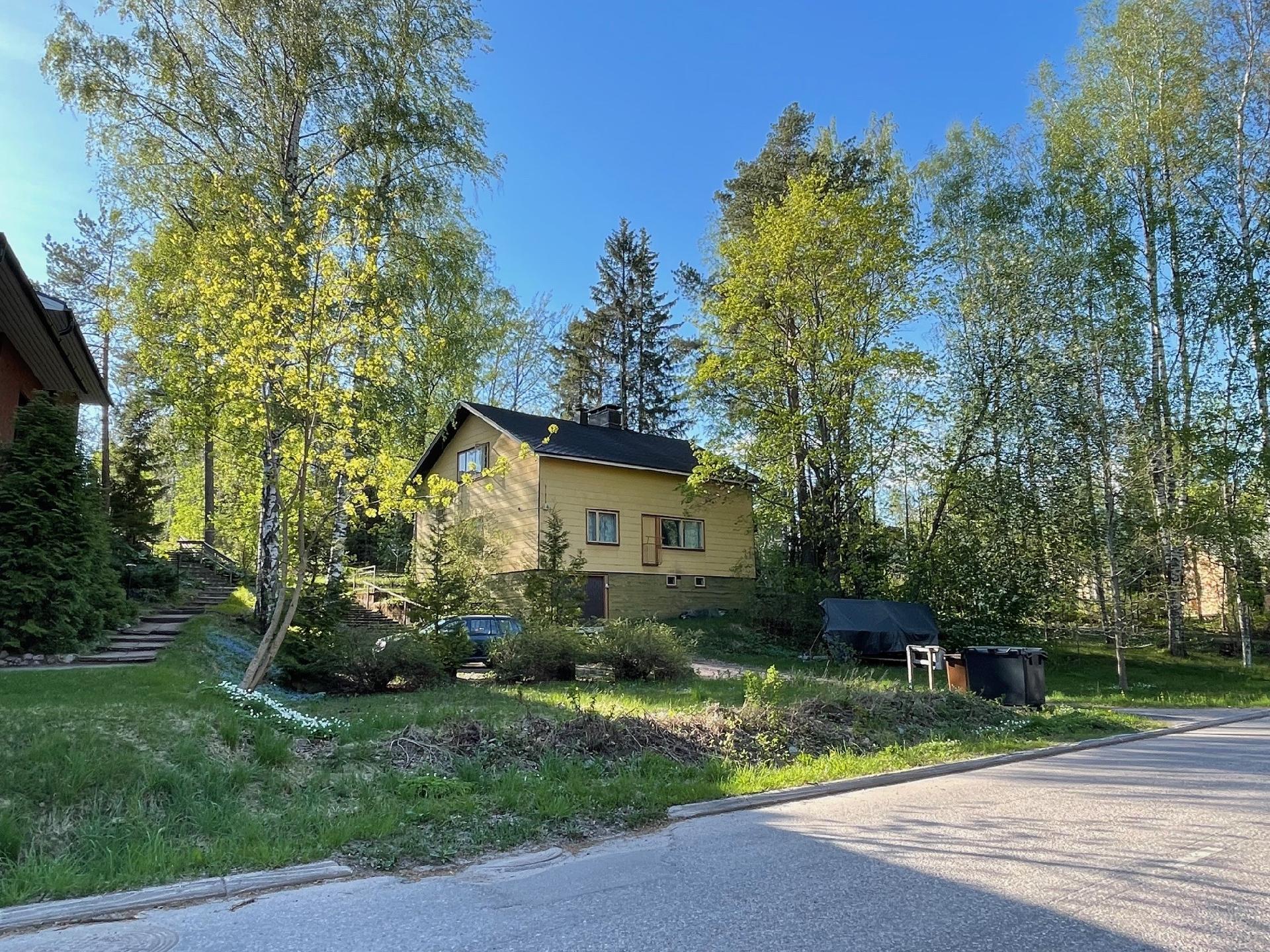 Koivikkorinne 4, Kivimäki, Vantaa