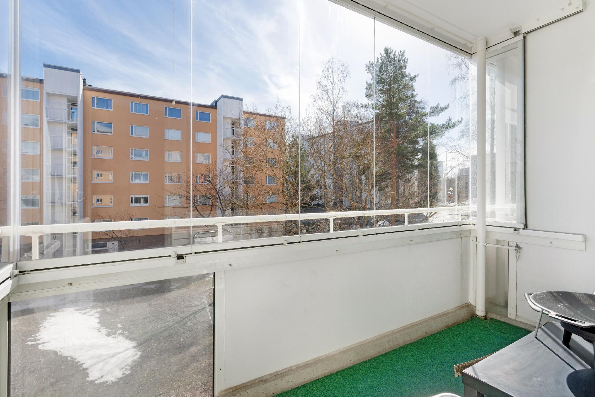 Laajametsänkuja 6, Martinlaakso, Vantaa