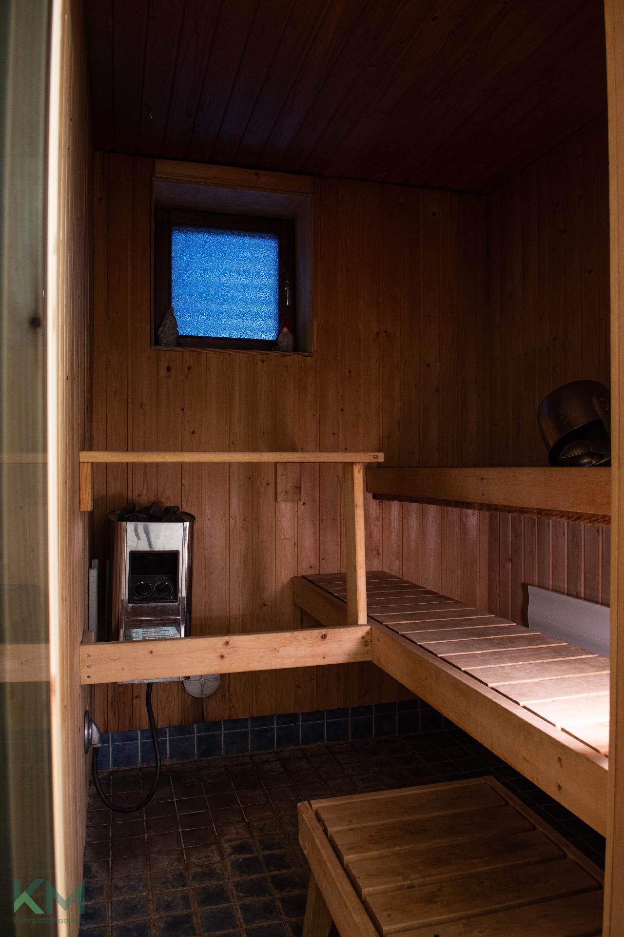 Esikonkatu 4, Kilpiäinen, Lahti