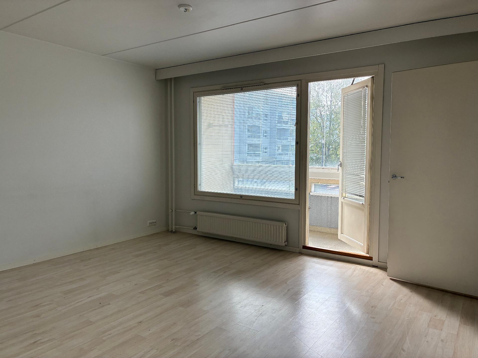 Postikatu 12, Keskusta, Järvenpää