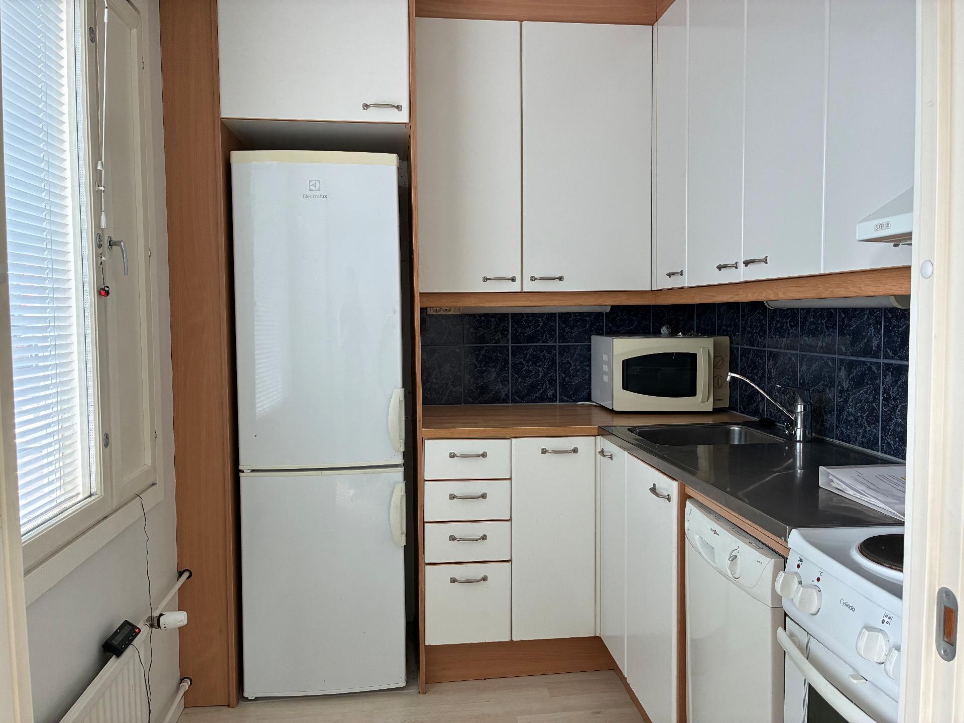 Postikatu 12, Keskusta, Järvenpää