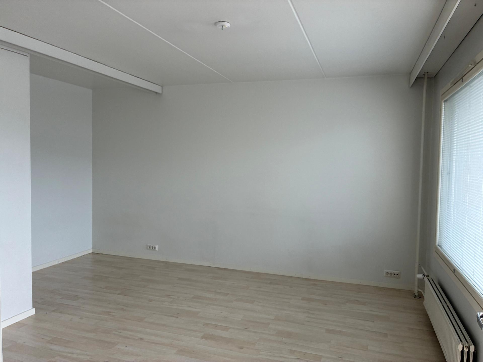 Postikatu 12, Keskusta, Järvenpää