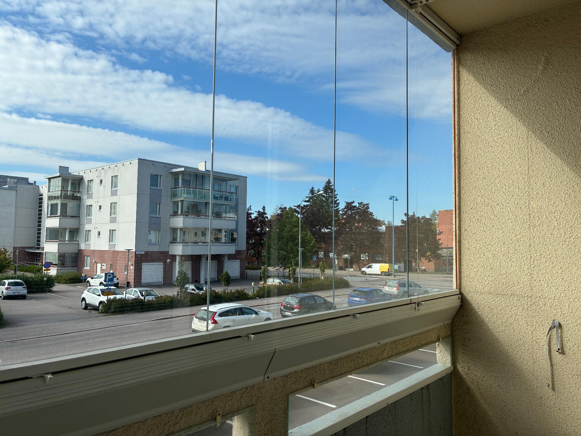 Postikatu 12, Keskusta, Järvenpää