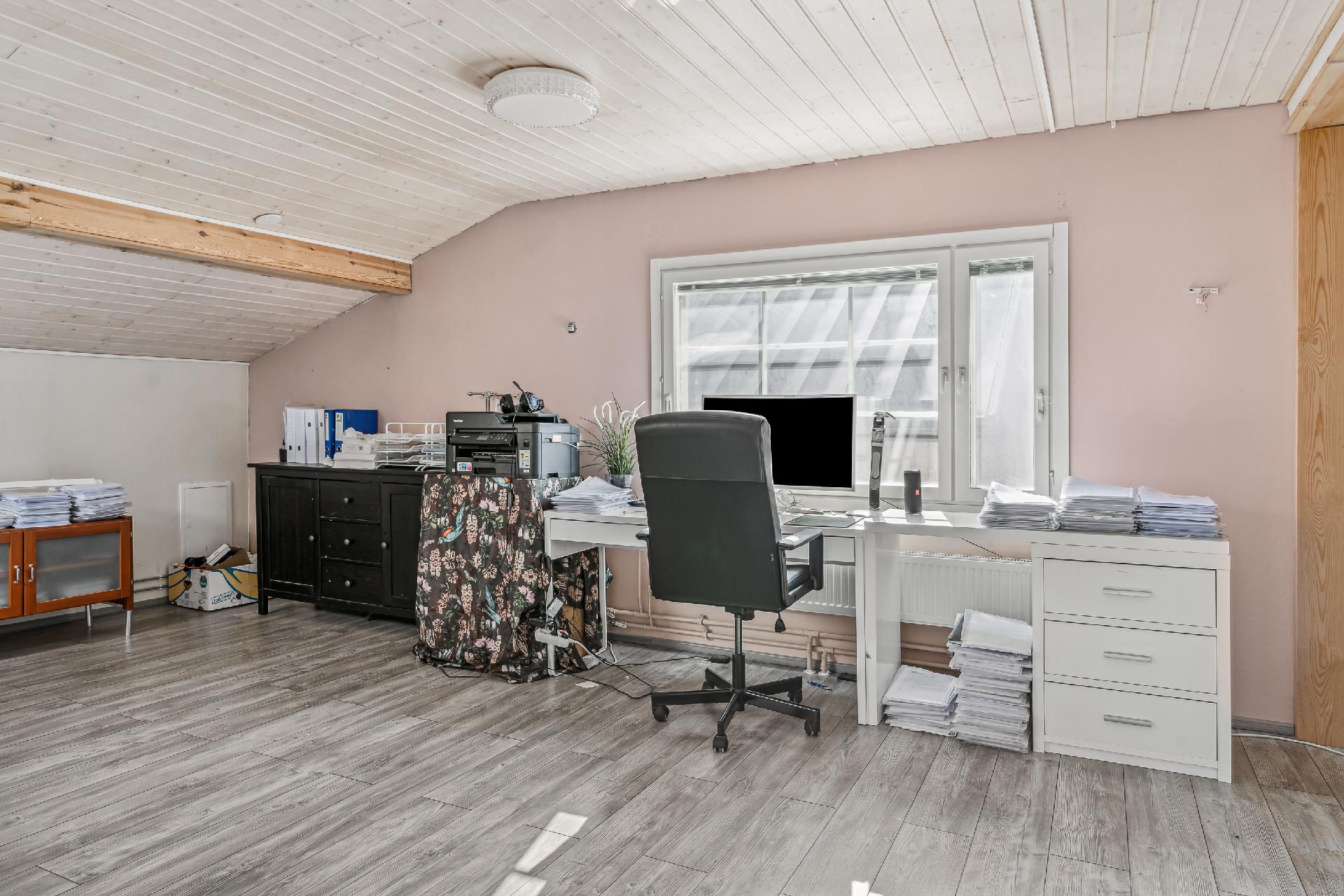 Yläkerran oh-k (mh 2)