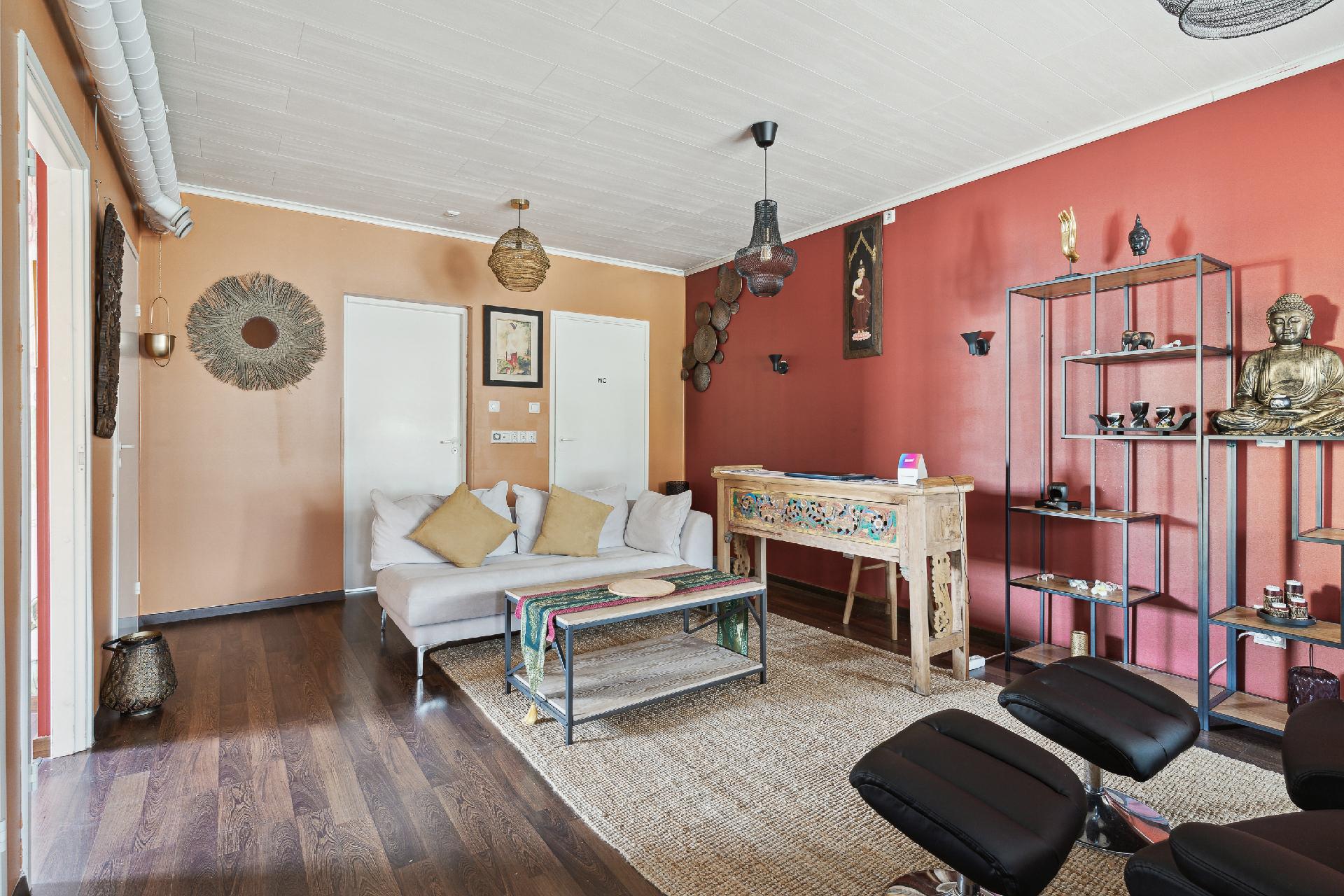 Liiketilan odotushuone