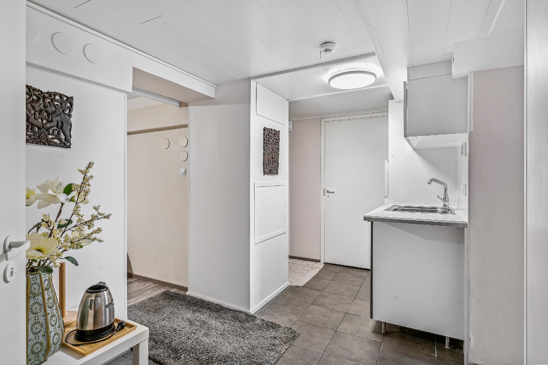 Kellaritilan "eteistila"