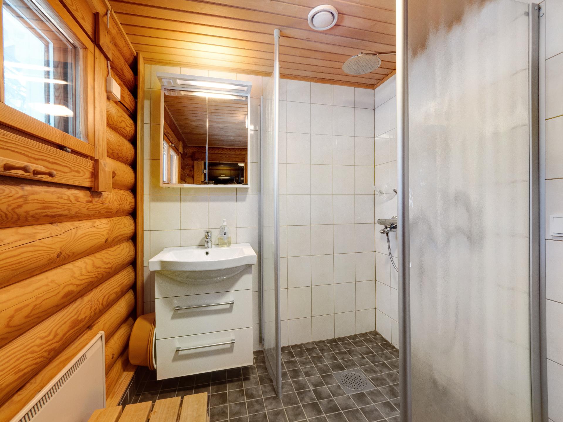 Mustarintasentie 6-10, Koli, Lieksa