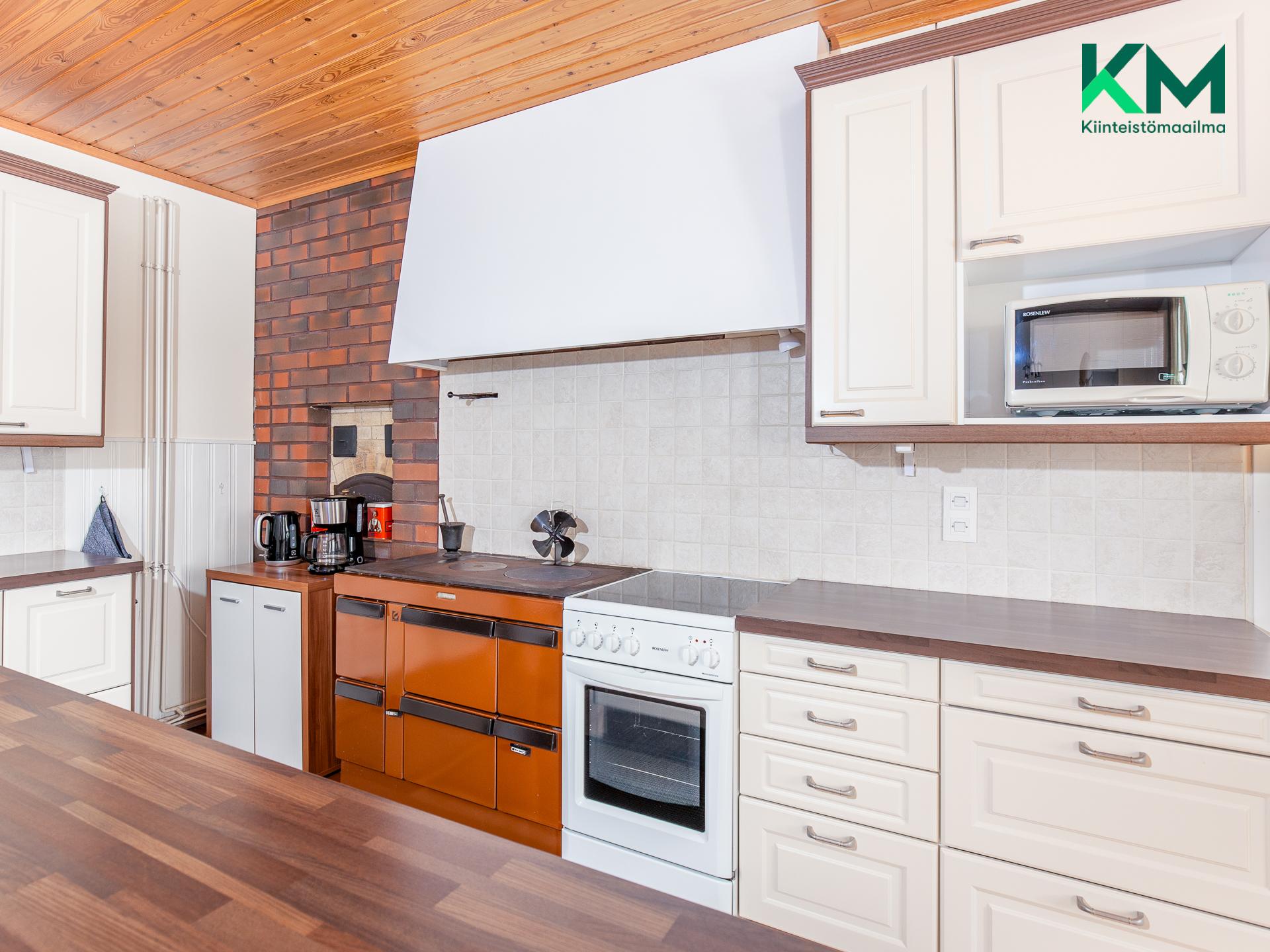 Punaportintie 17, Loppi, Loppi