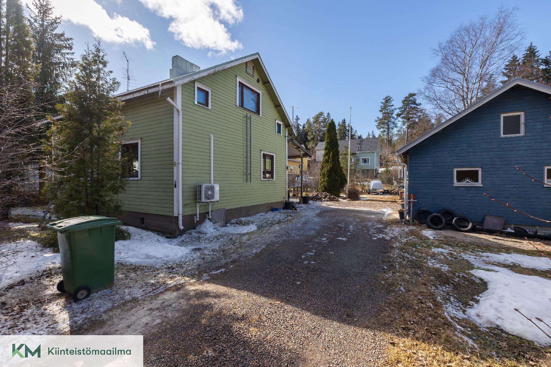 Punnuksenkatu 8, Veikkola, Kotka