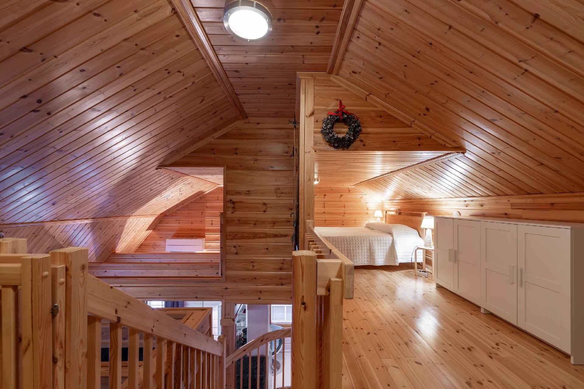 Tintinpolku 11, Tahkovuori, Kuopio