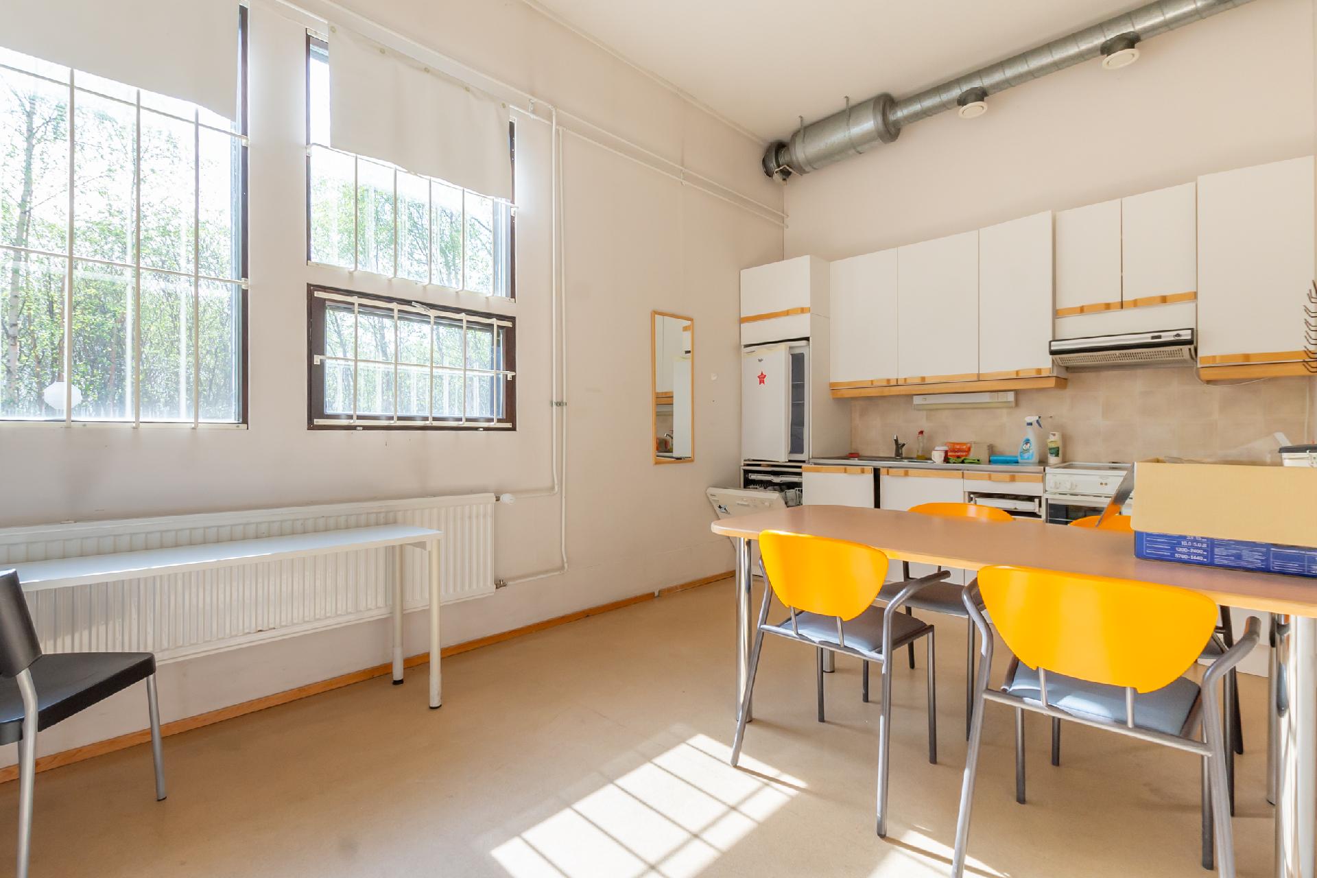 Asematie 16, Keskusta, Kannus