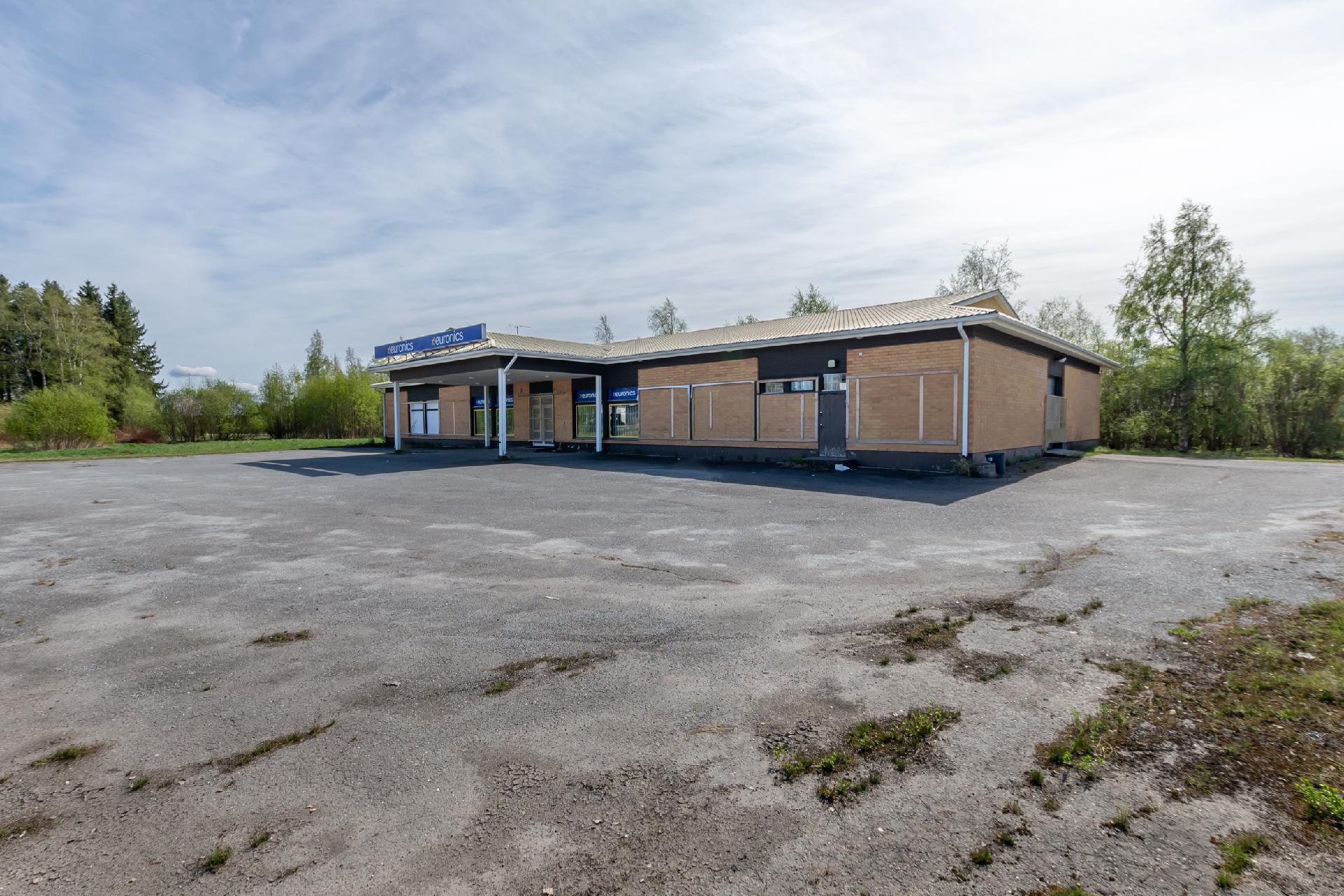 Asematie 16, Keskusta, Kannus