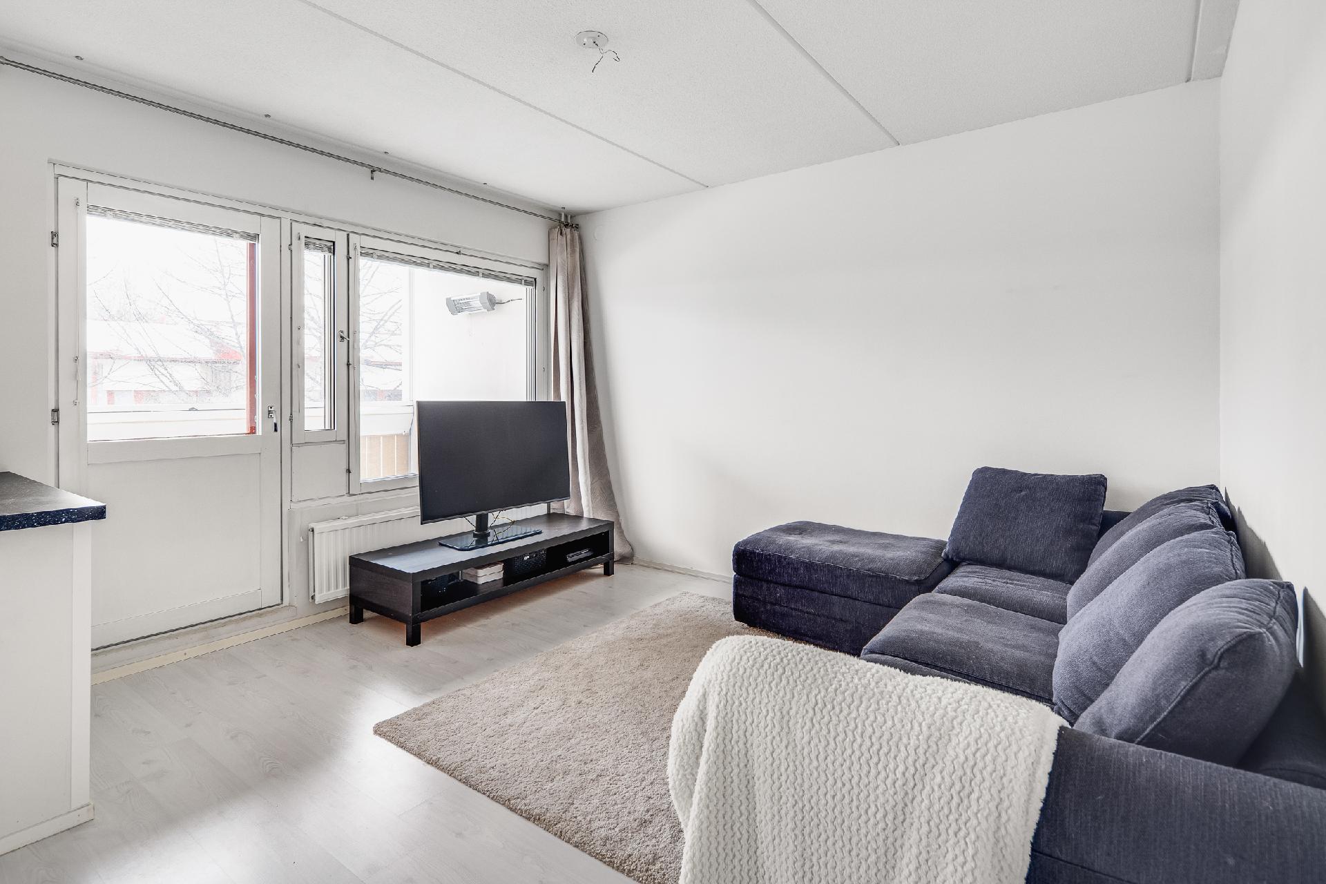 Uusiniityntie 4, Simonkylä, Vantaa