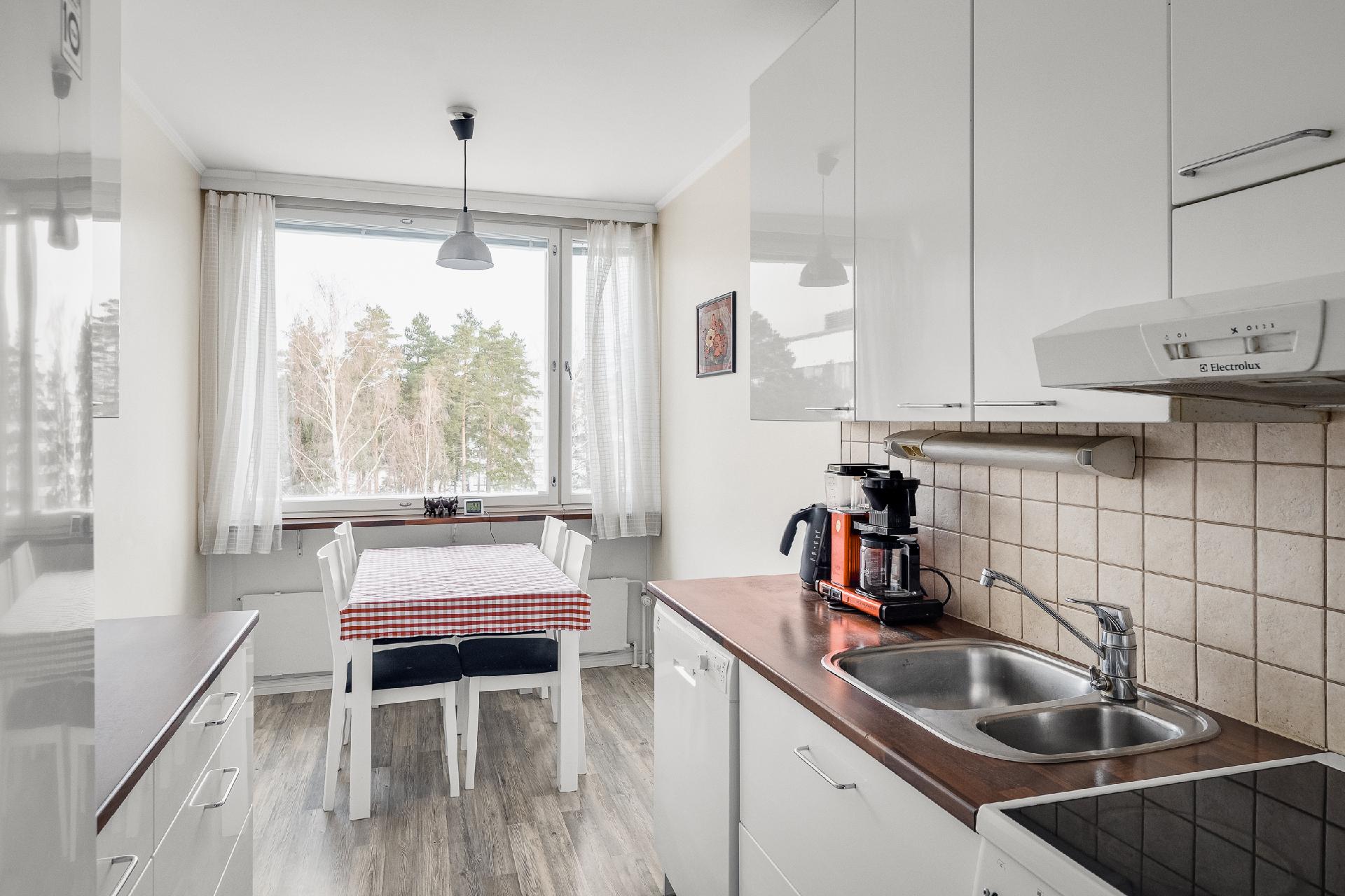 Louhijantie 2, Kaivoksela, Vantaa