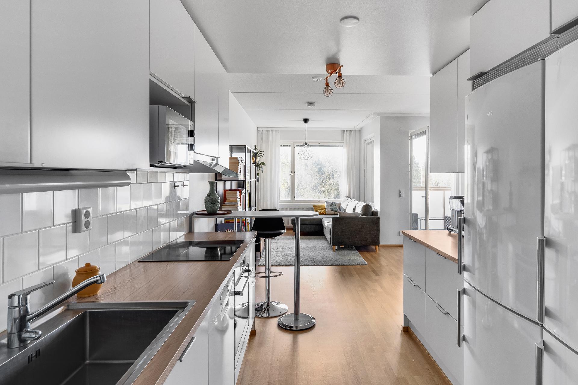 Laajavuorentie 6, Martinlaakso, Vantaa