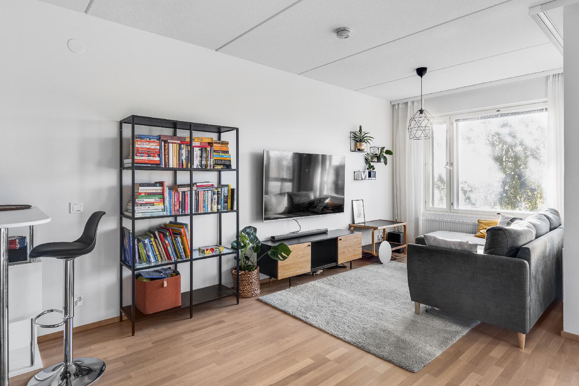 Laajavuorentie 6, Martinlaakso, Vantaa