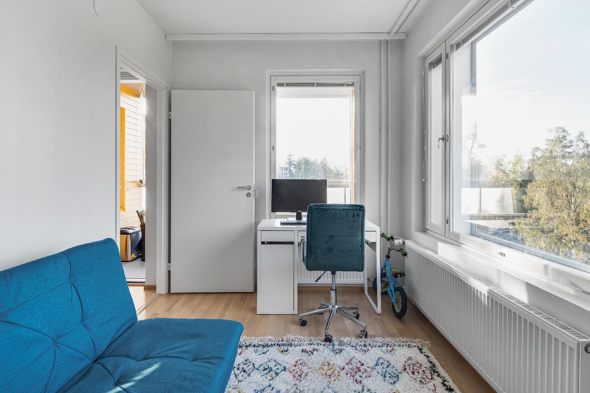 Laajavuorentie 6, Martinlaakso, Vantaa