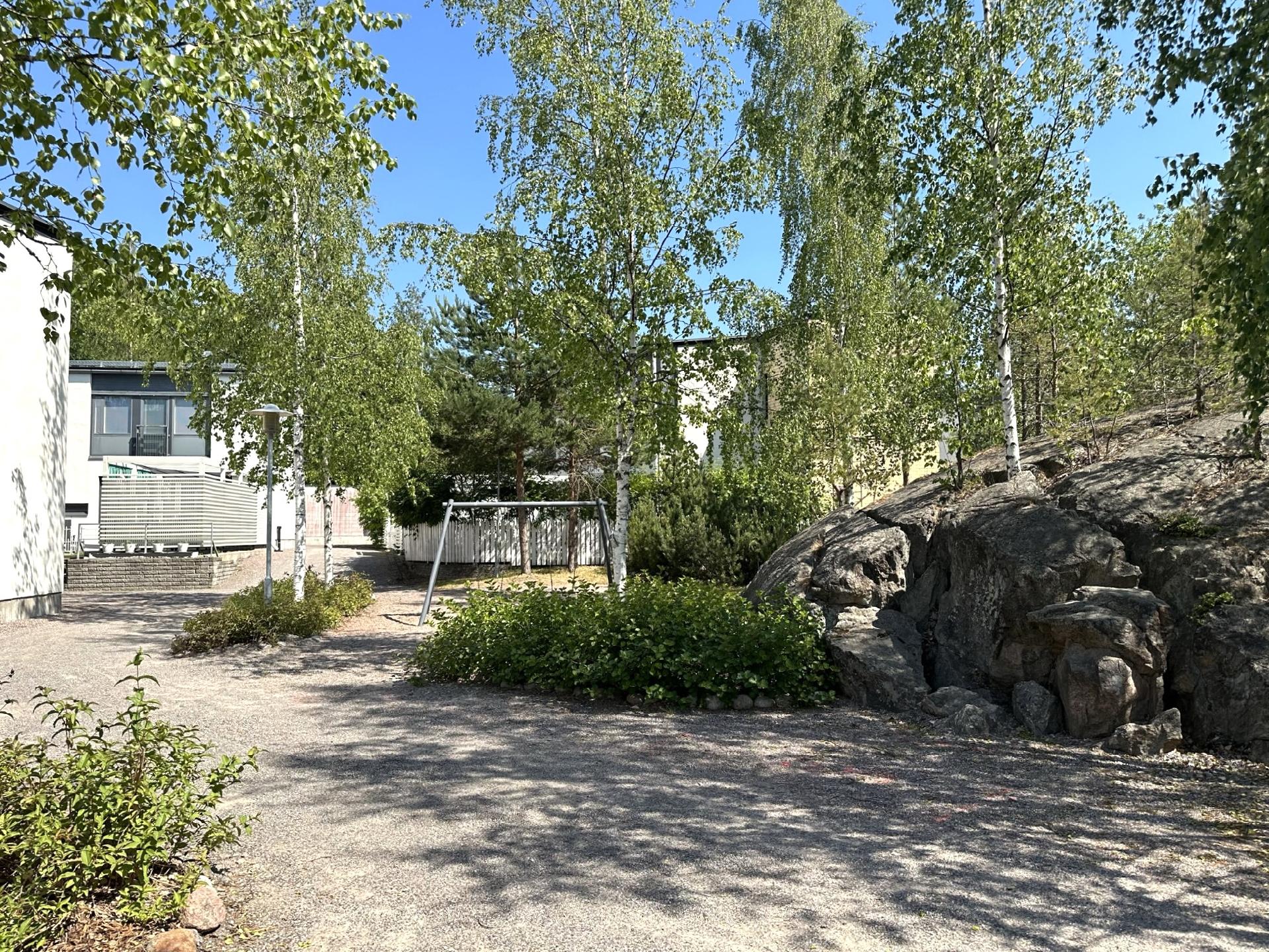 Varustuksentie 11, Kivikko, Helsinki