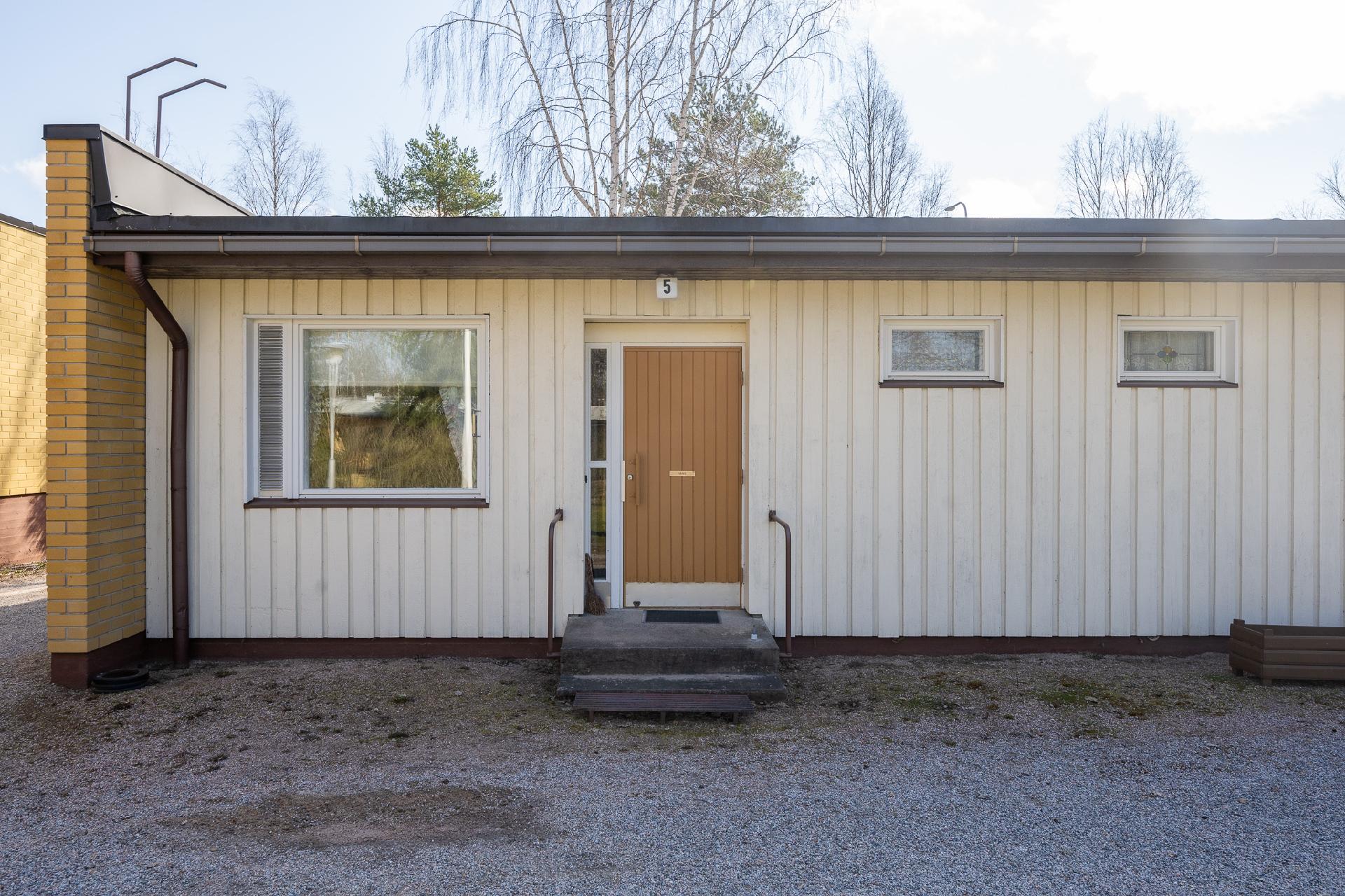 Luukontie 3, Kiikala, Salo