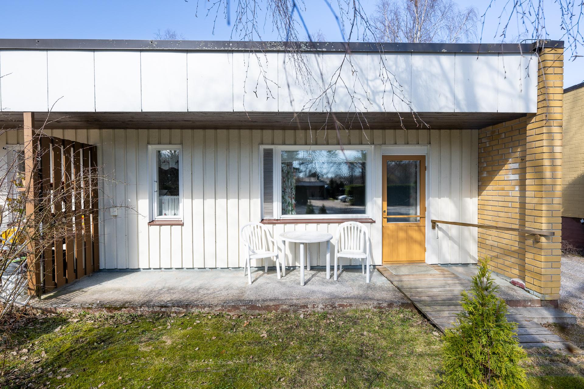 Luukontie 3, Kiikala, Salo