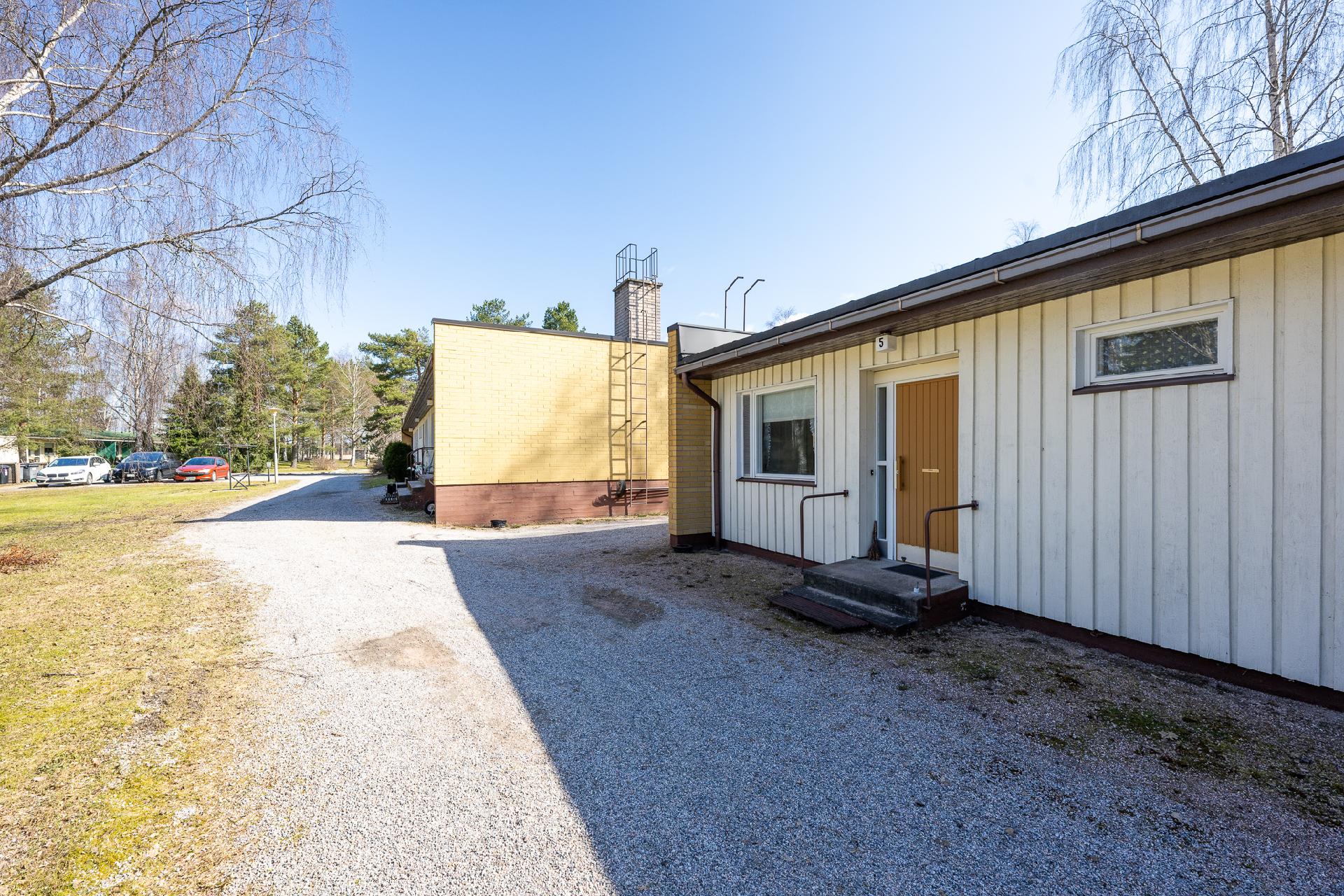 Luukontie 3, Kiikala, Salo