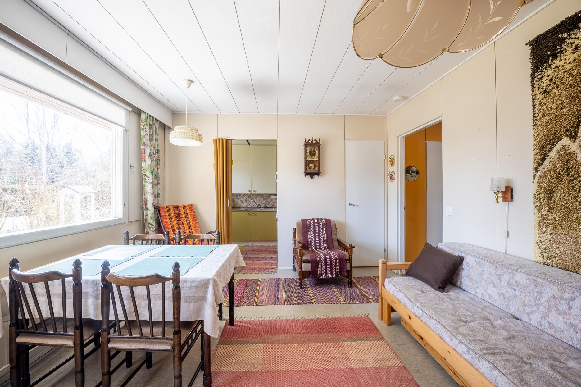 Luukontie 3, Kiikala, Salo